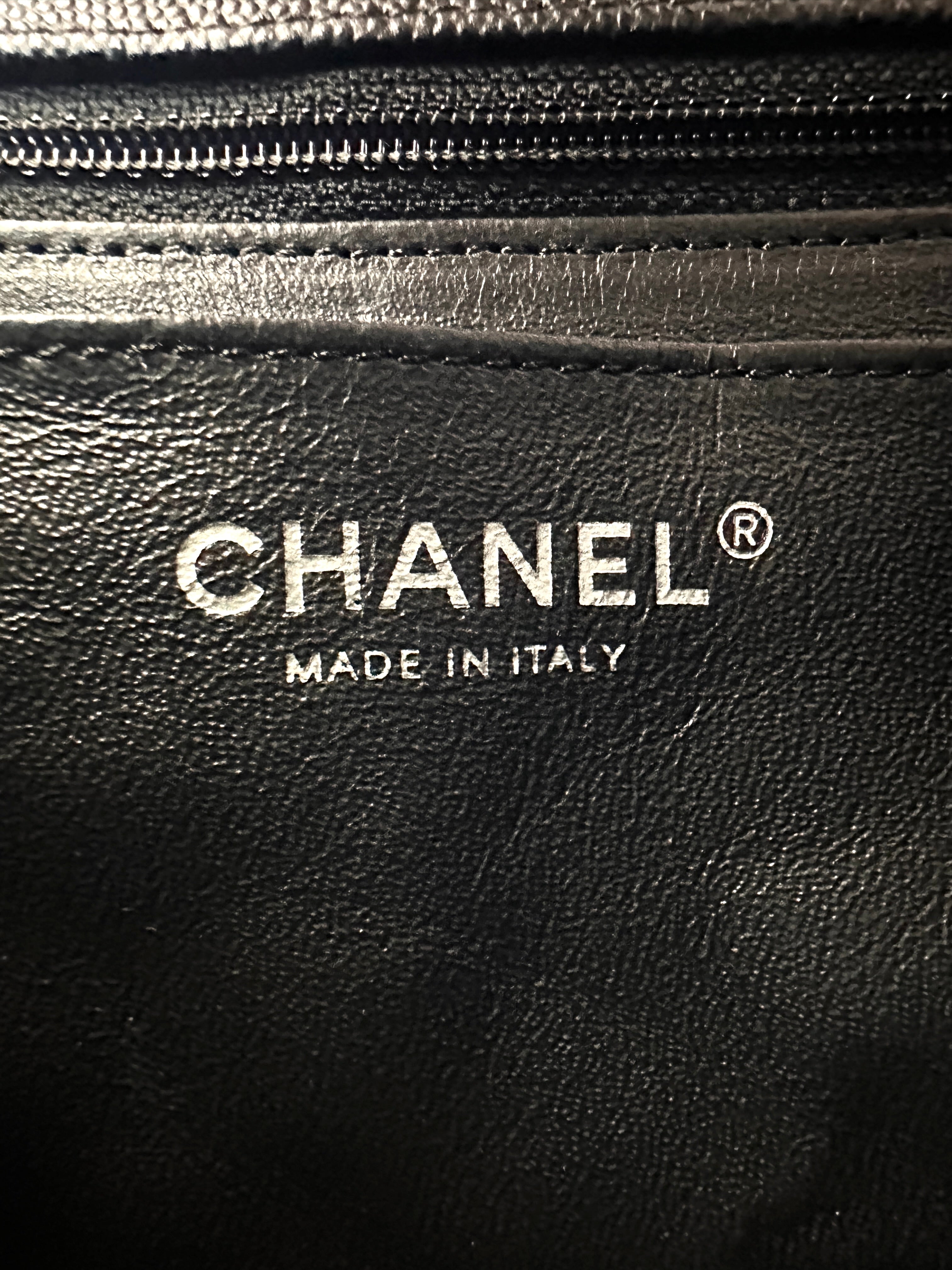 Chanel Classic Flap Black Quilted Leather Mini Flap Bag CC2334