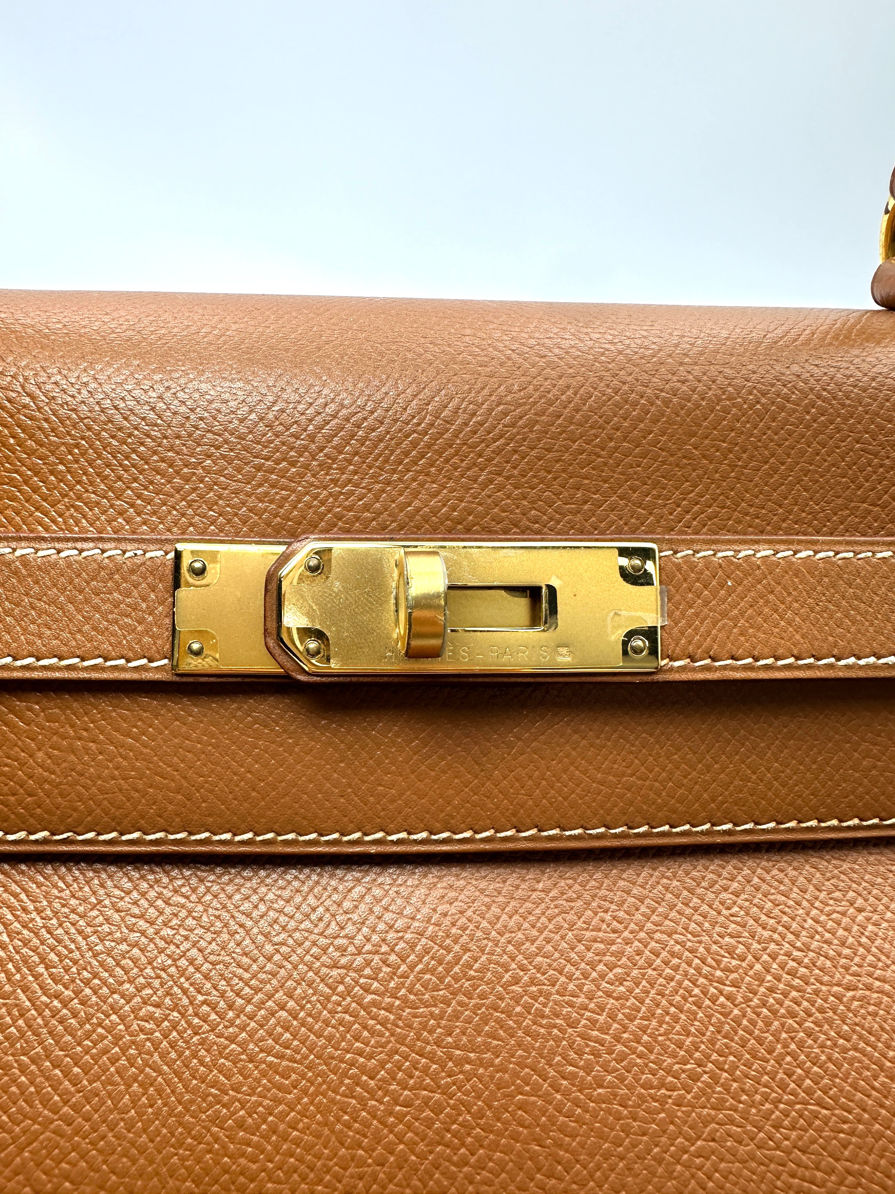 Hermes Kelly Brown Leather Handle Bag With Gold Hardware HR136SA