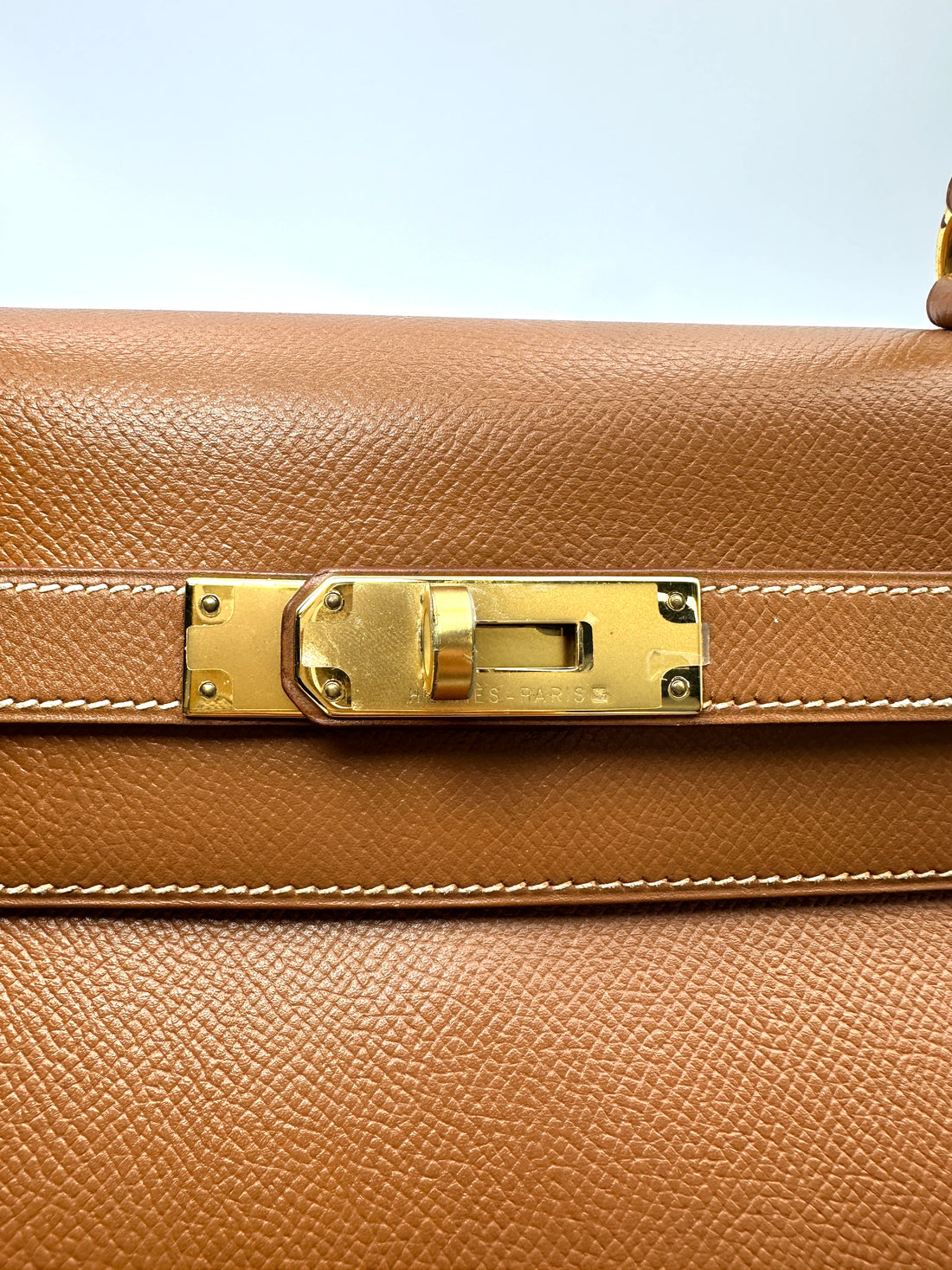 Hermes Kelly Brown Leather Handle Bag With Gold Hardware HR136SA