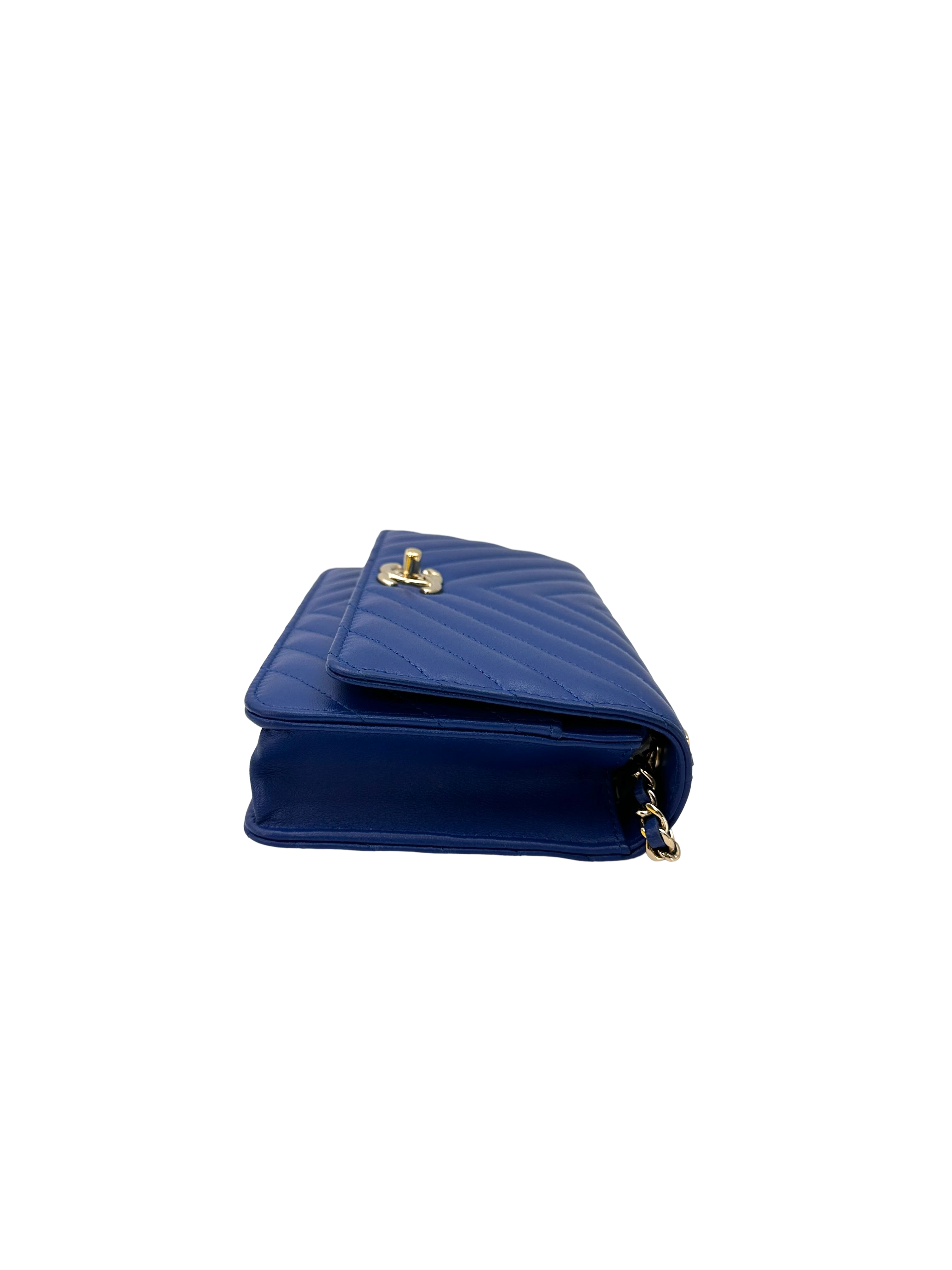 Chanel Trendy CC Blue Chevron Quilted Lambskin Wallet On Chain(26***19) CC2337