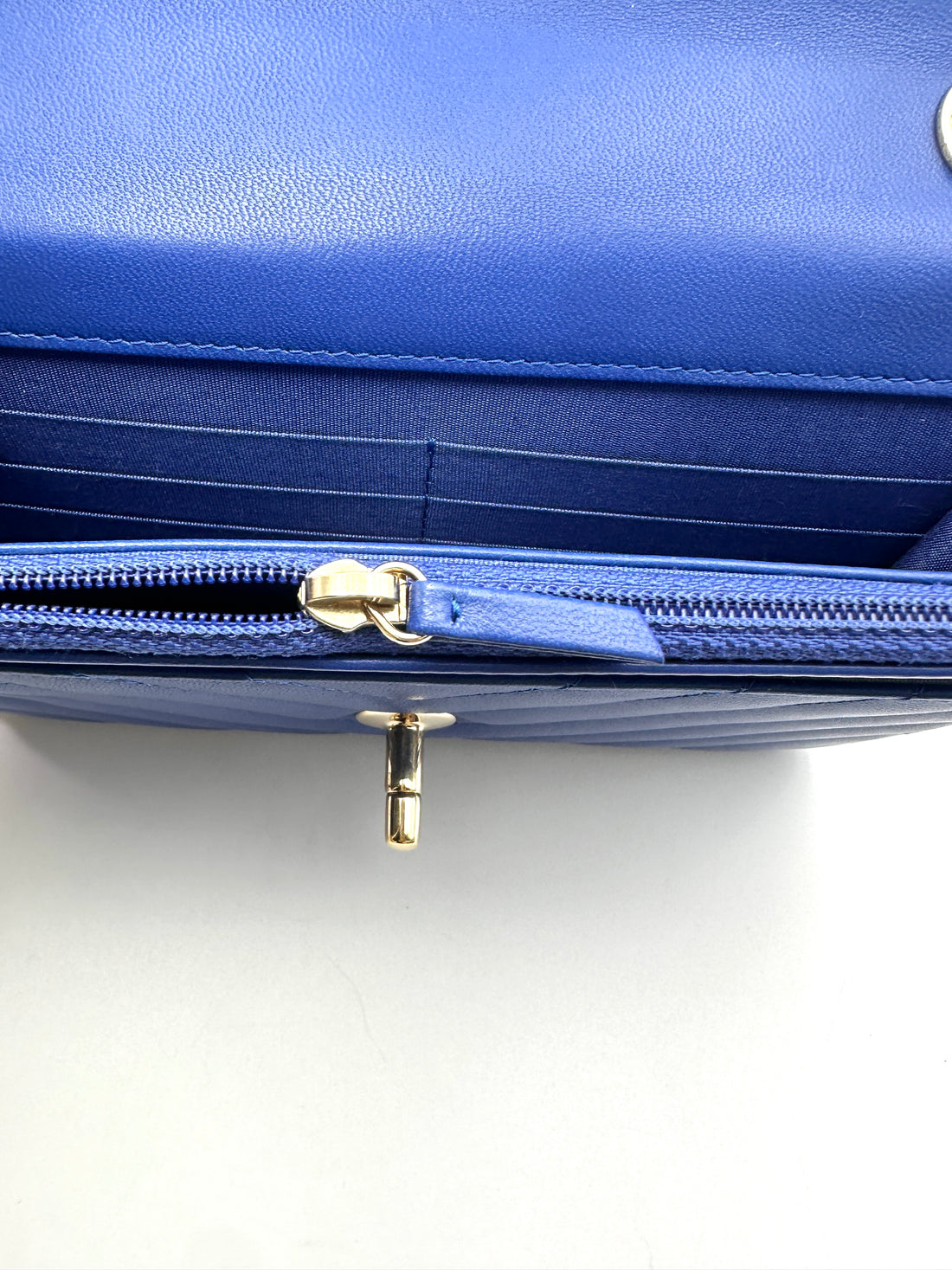Chanel Trendy CC Blue Chevron Quilted Lambskin Wallet On Chain(26***19) CC2337