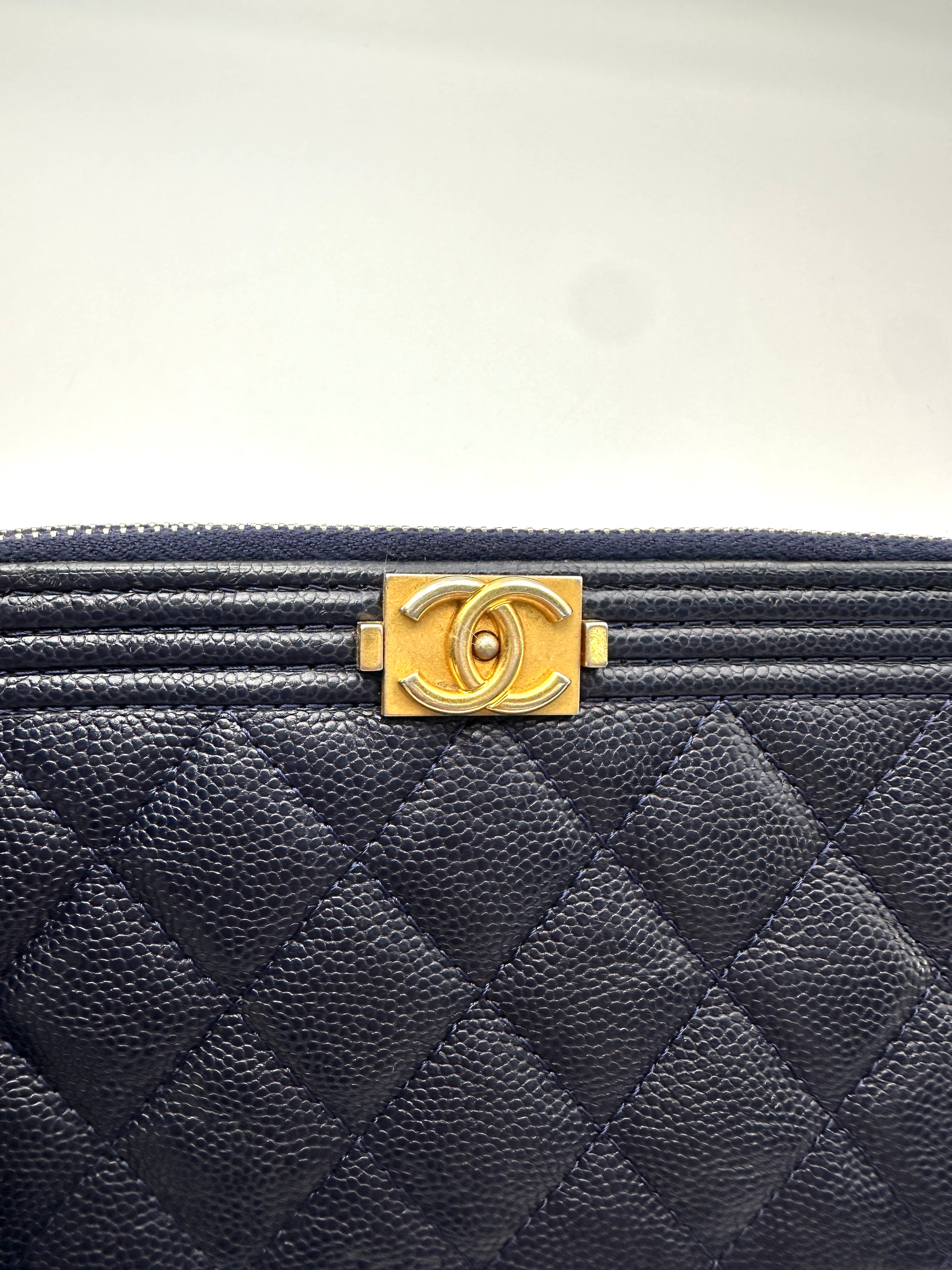 Chanel LeBoy Navy Quilted Leather Wallet(25***14) CC2341