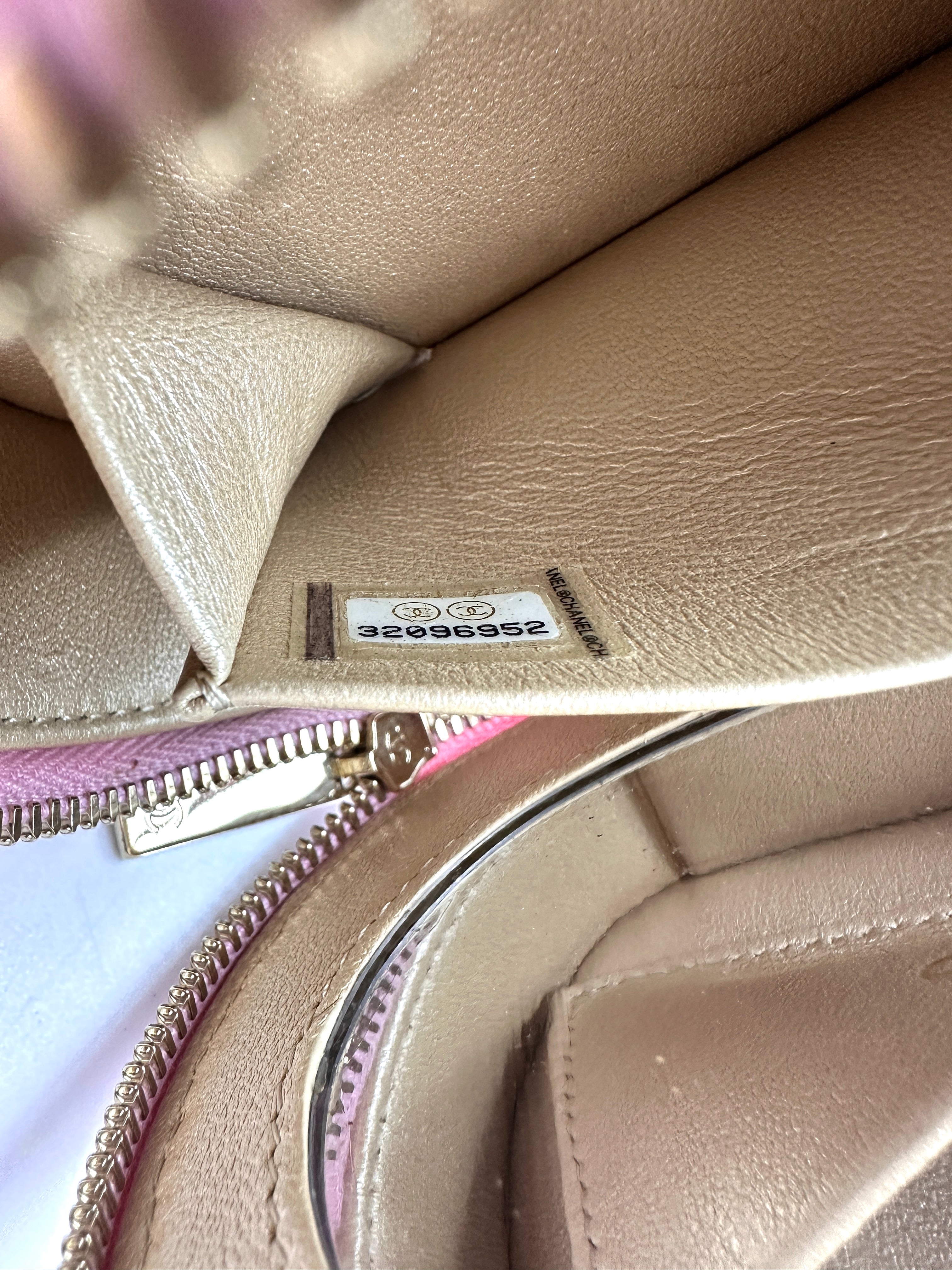 Chanel Pink Quilted Leather Top Handle Round Clutch(32***52) CC2340