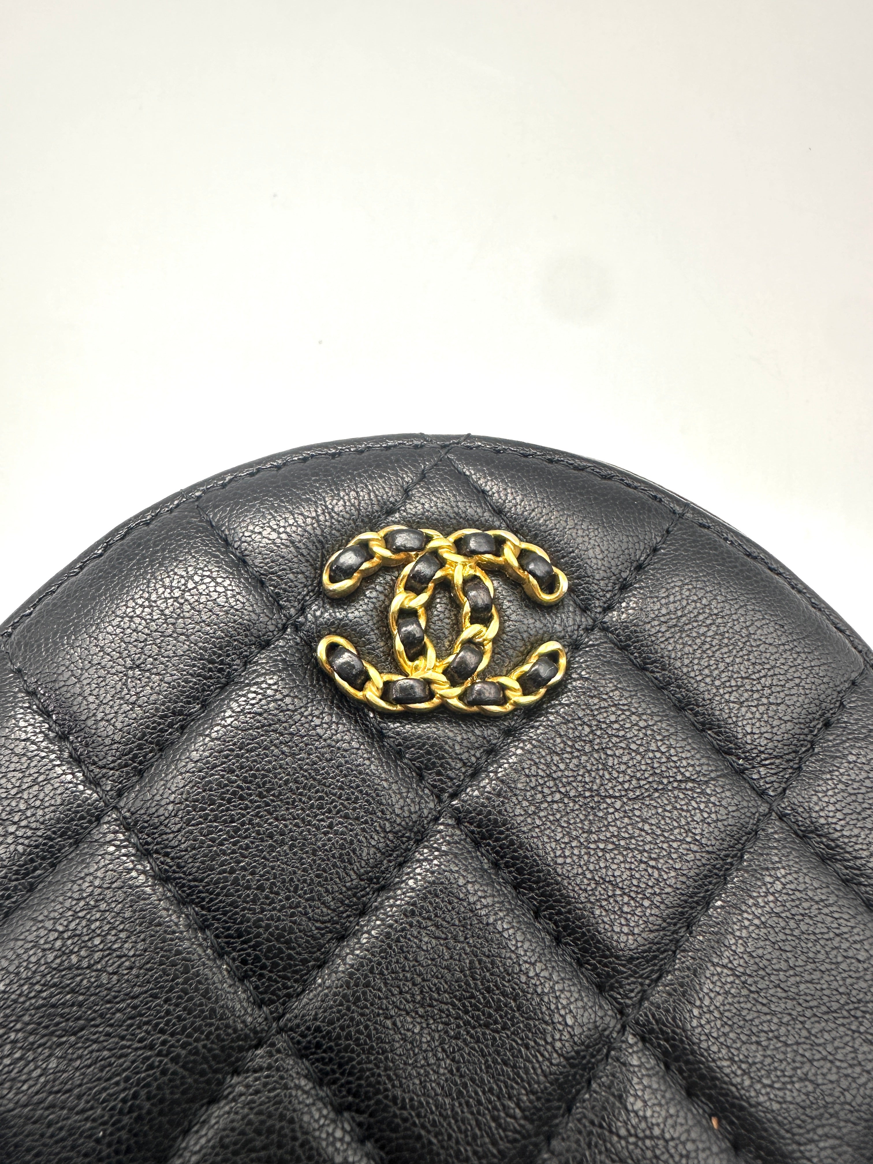 Chanel 19Bag Black Quilted Leather Round Clutch(28***57) CC2338