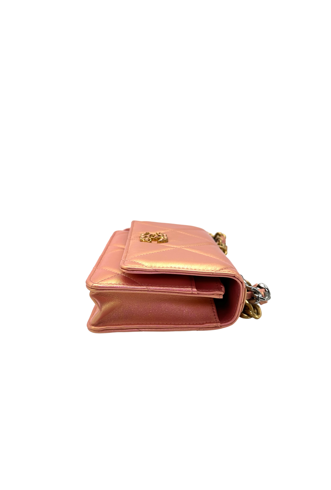Chanel 19Bag Iridescent Pink Quilted Leather Wallet On Chain(31***48) CC2342