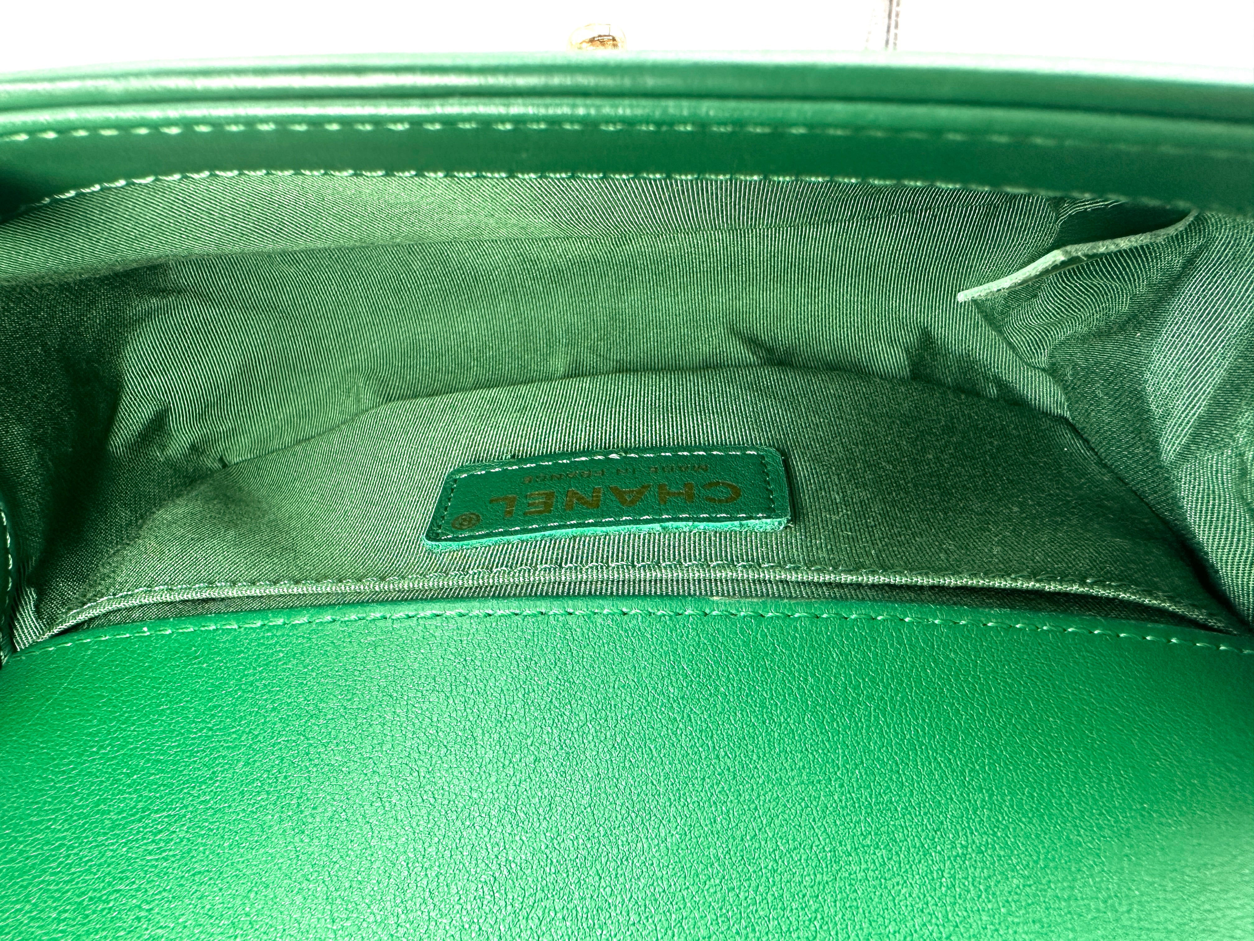 Chanel LeBoy Green Woven Knit Small Size Flap Bag With Gold Buckle(26***44) CC2344