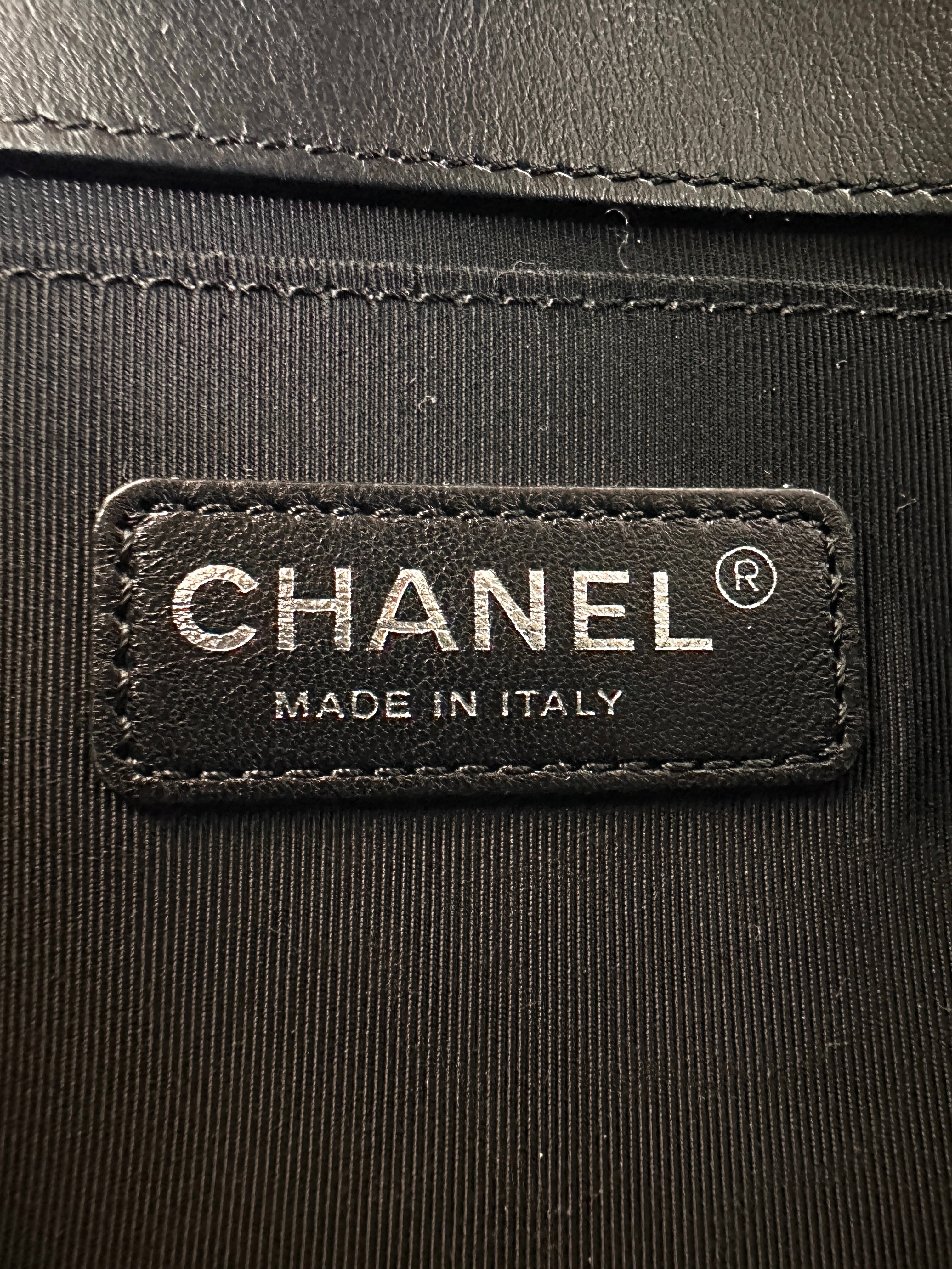 Chanel LeBoy Black Quilted Patent Leather Medium Size Flap Bag(20***34) CC2352