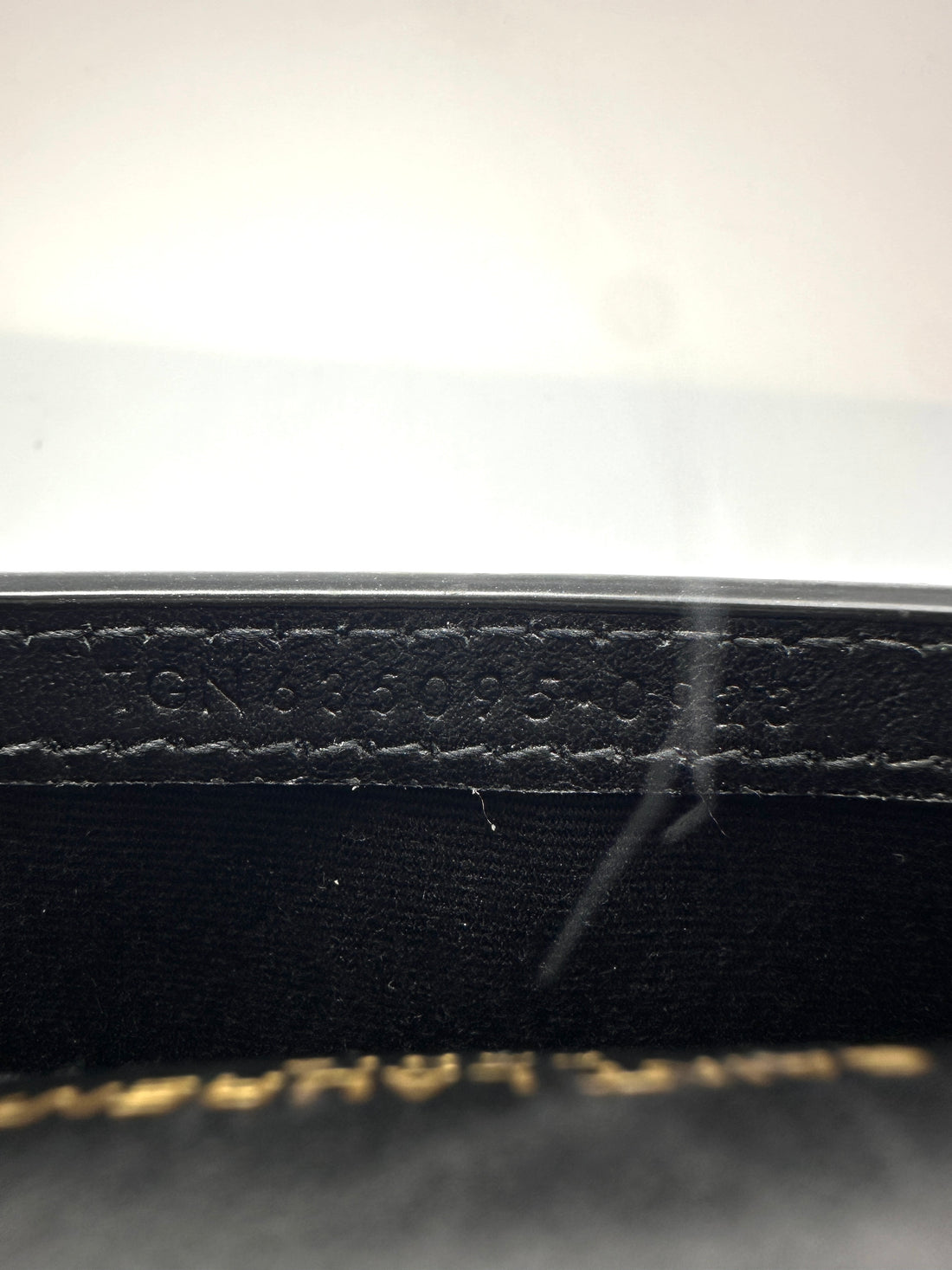 Louis Vuitton Black Epi Neo Porte Cartes LVA07