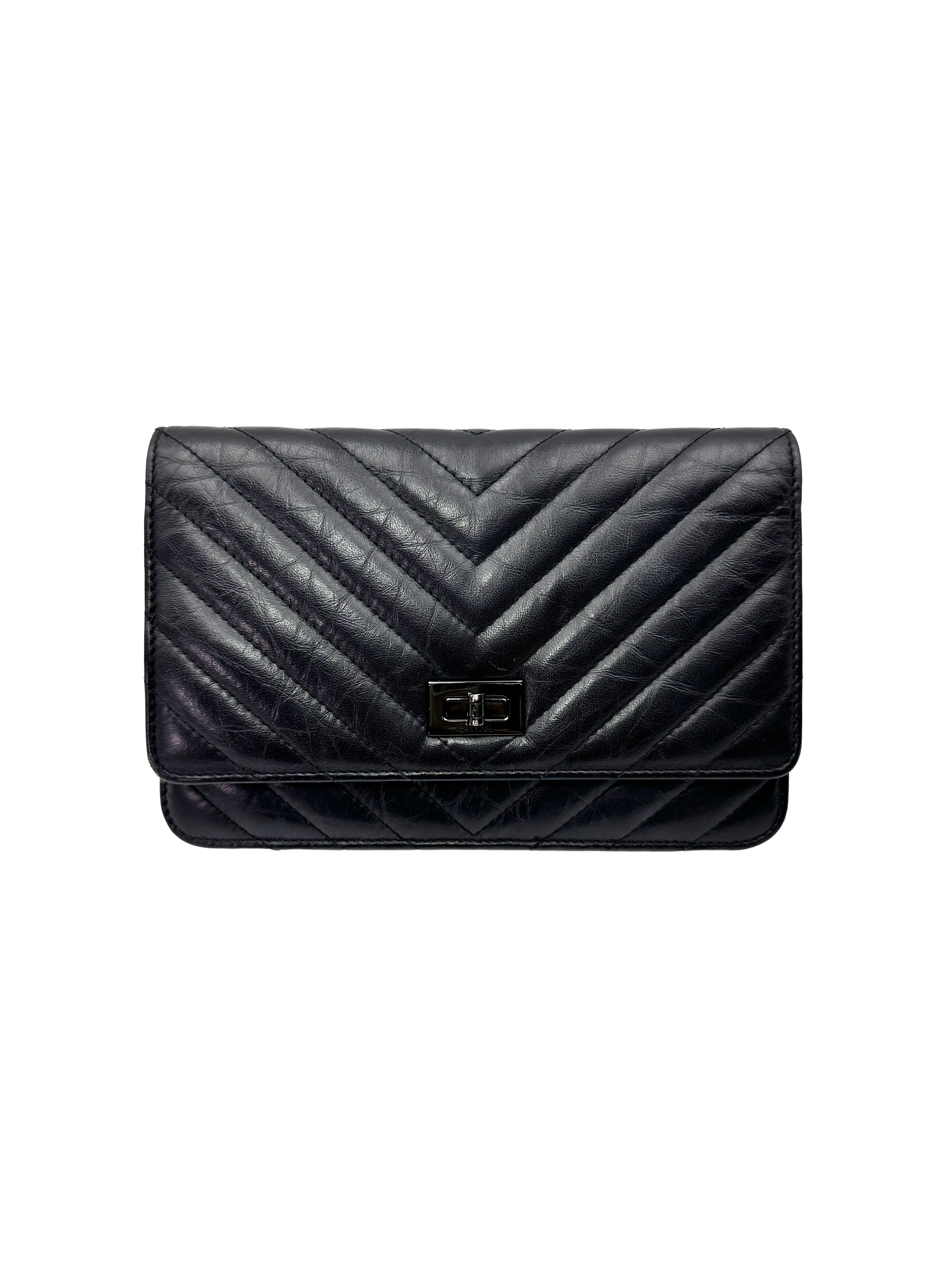 Chanel So Black Chevron Quilted Leather Wallet On Chain(30***95) CC2346