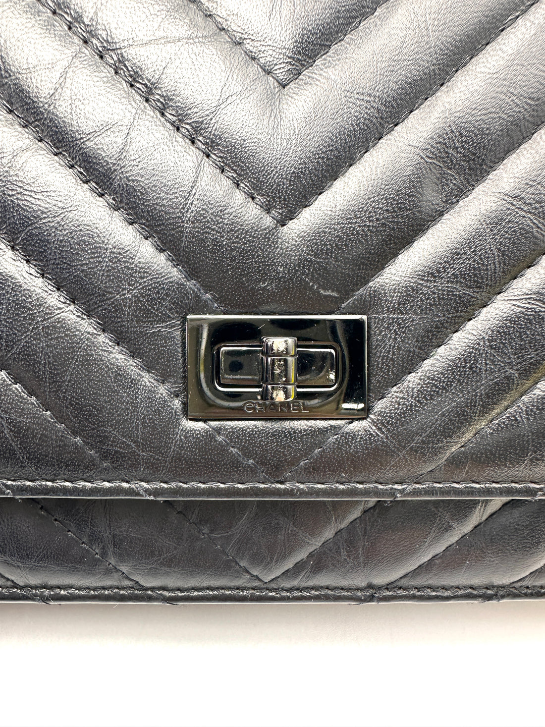 Chanel So Black Chevron Quilted Leather Wallet On Chain(30***95) CC2346
