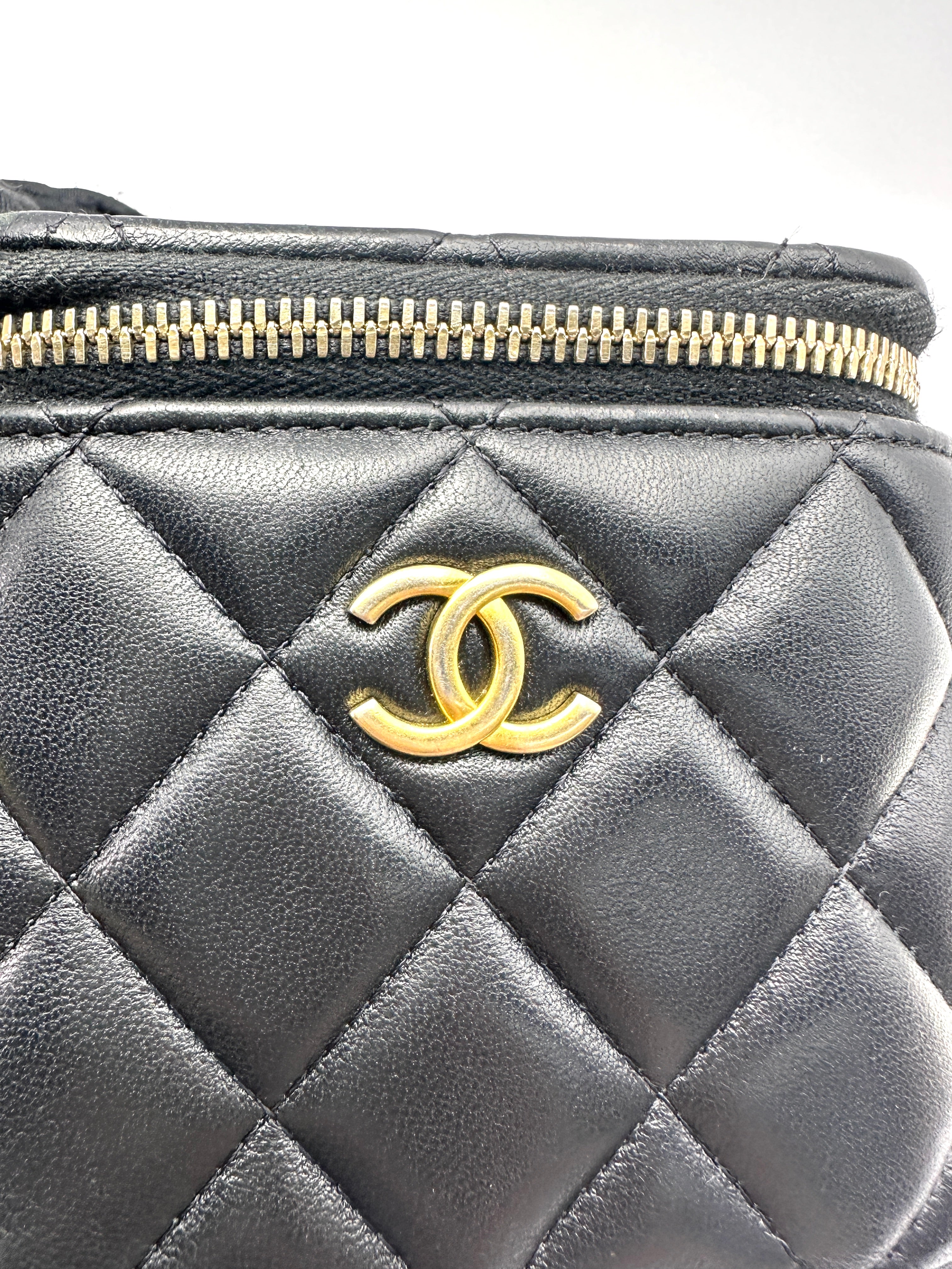 Chanel Black Quilted Leather Top Handle Vanity Case(K7***5K) CC2359