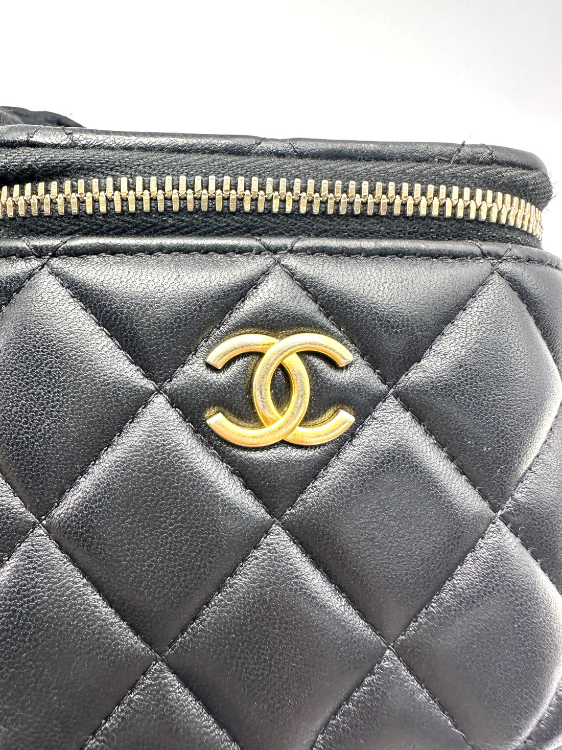 Chanel Black Quilted Leather Top Handle Vanity Case(K7***5K) CC2359