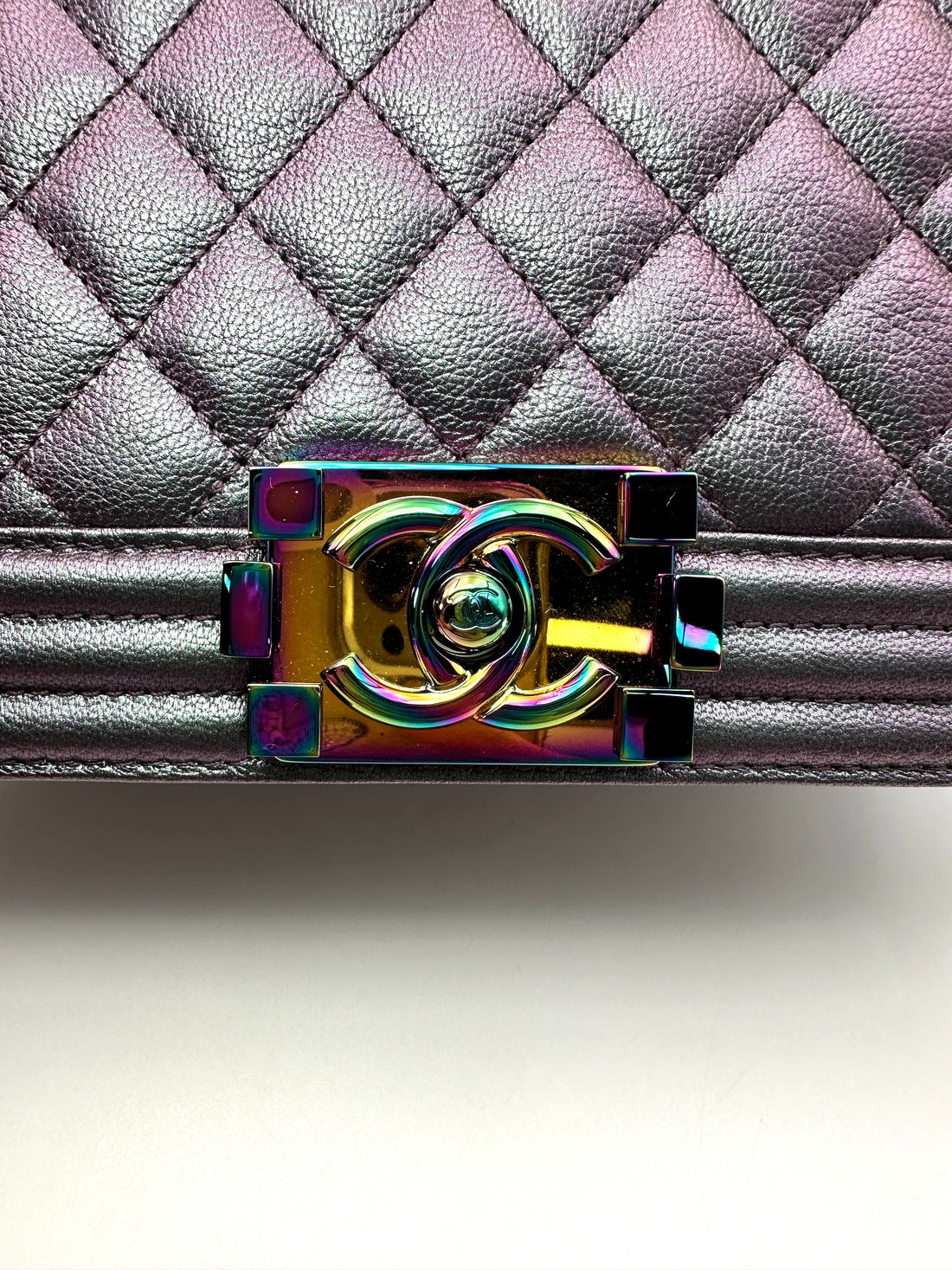 Chanel LeBoy Iridescent Purple Quilted Leather Medium Size Flap Bag(21***66) CC2353