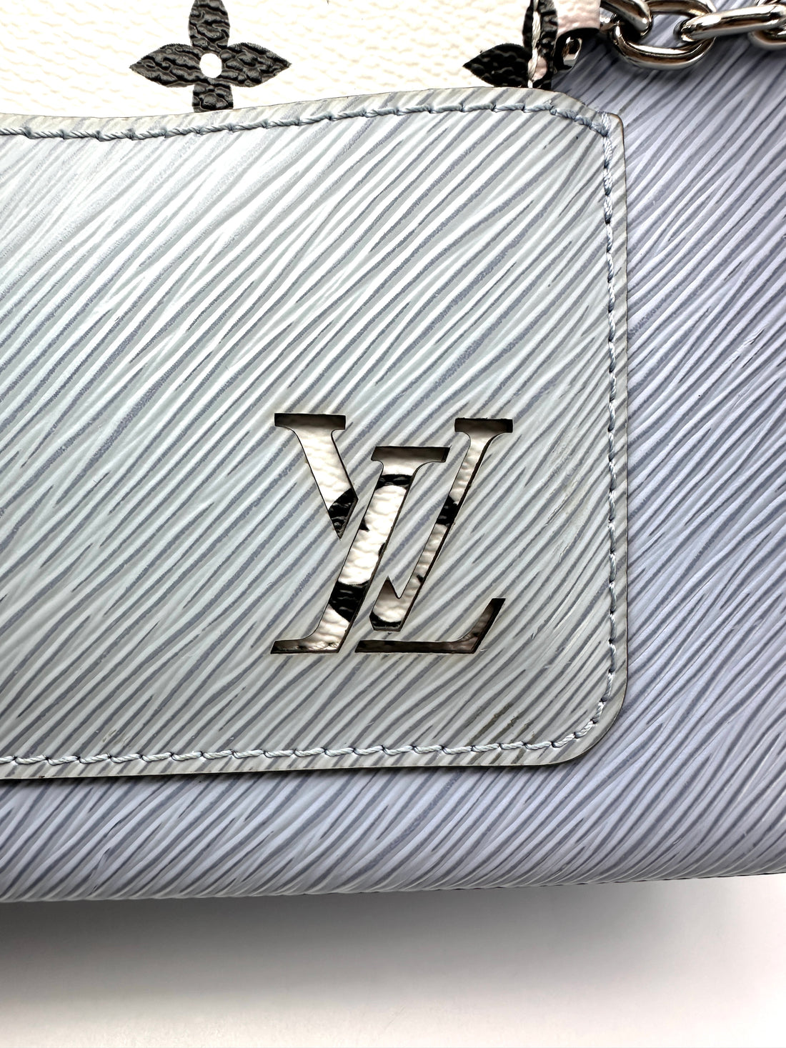 Louis Vuitton Marelle Blue Epi Leather Shoulder Bag LV3161