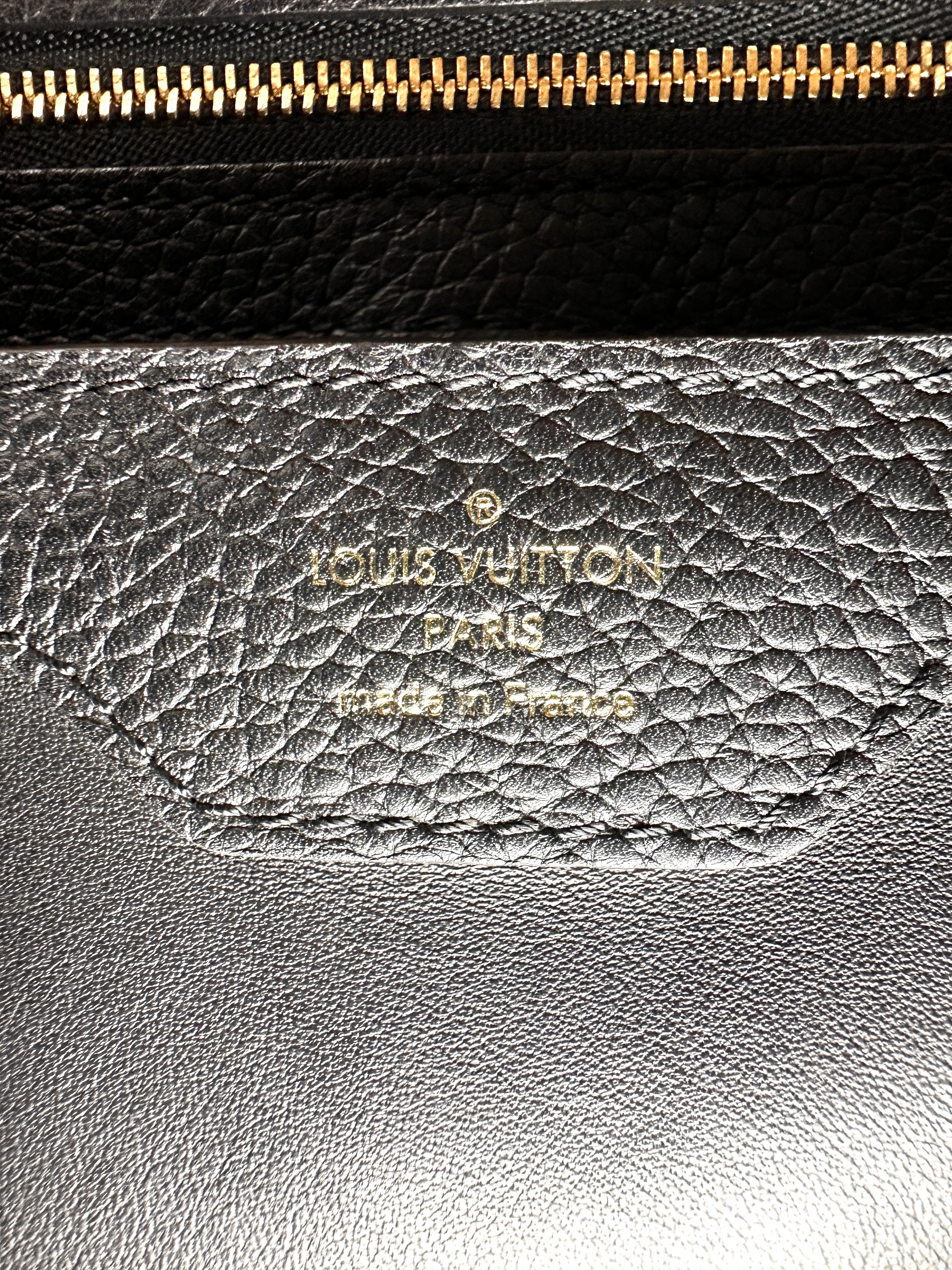 Louis Vuitton Capucines MM Black Taurillon Leather Handle Bag With Gold Studs LV3160