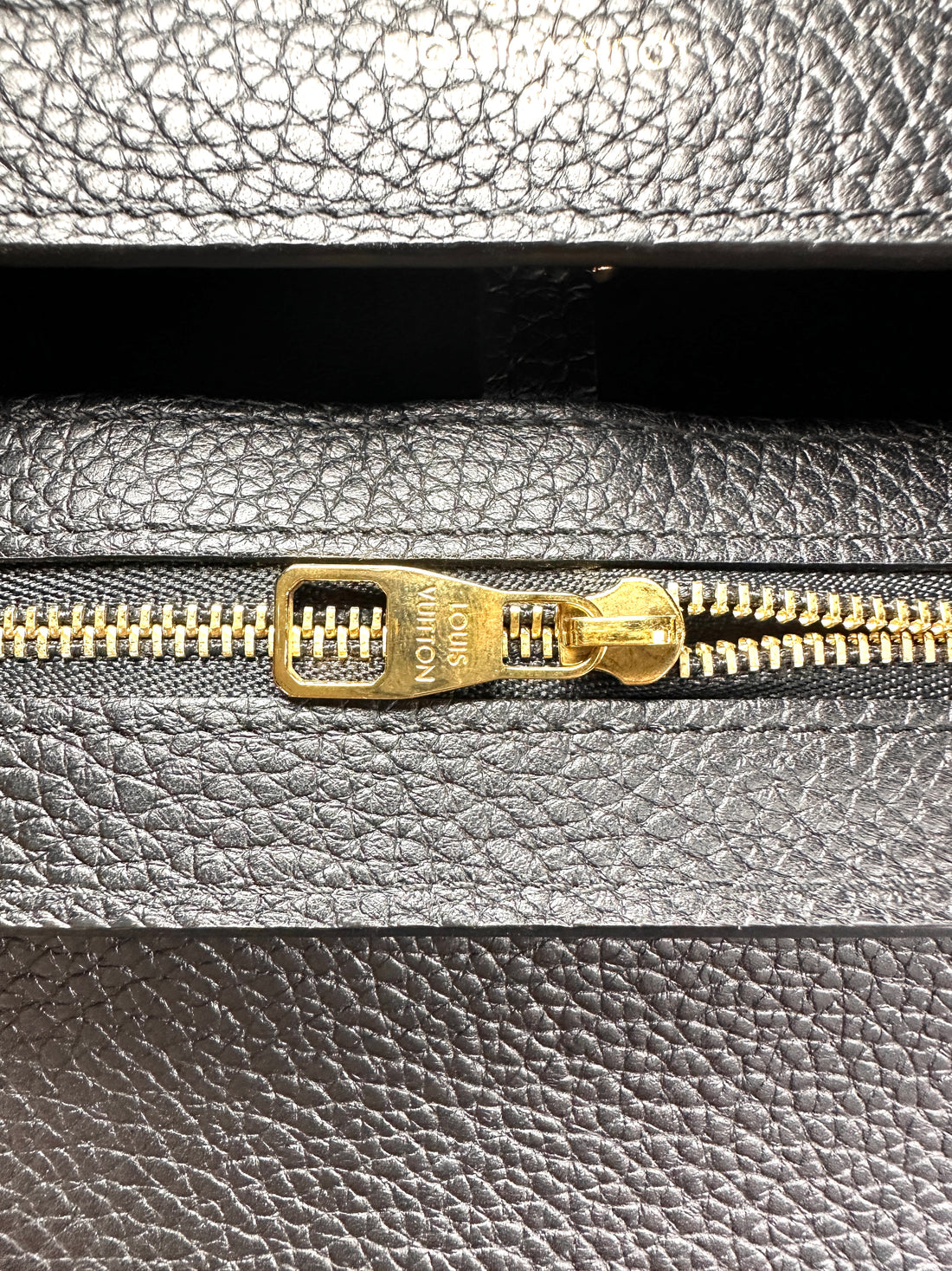 Louis Vuitton Capucines MM Black Taurillon Leather Handle Bag With Gold Studs LV3160