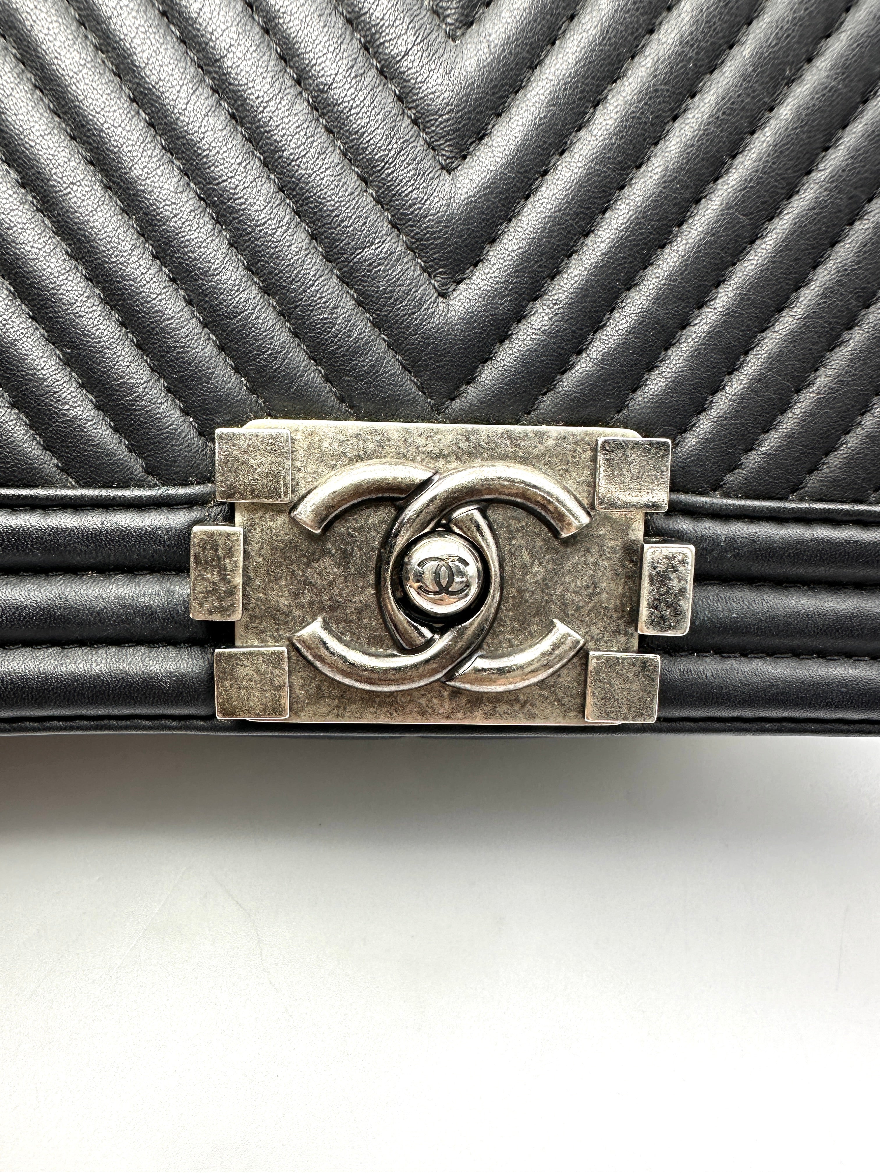 Chanel LeBoy Black Chevron Quilted Lambskin Flap Bag With Silver Buckle(19***14) CC2361
