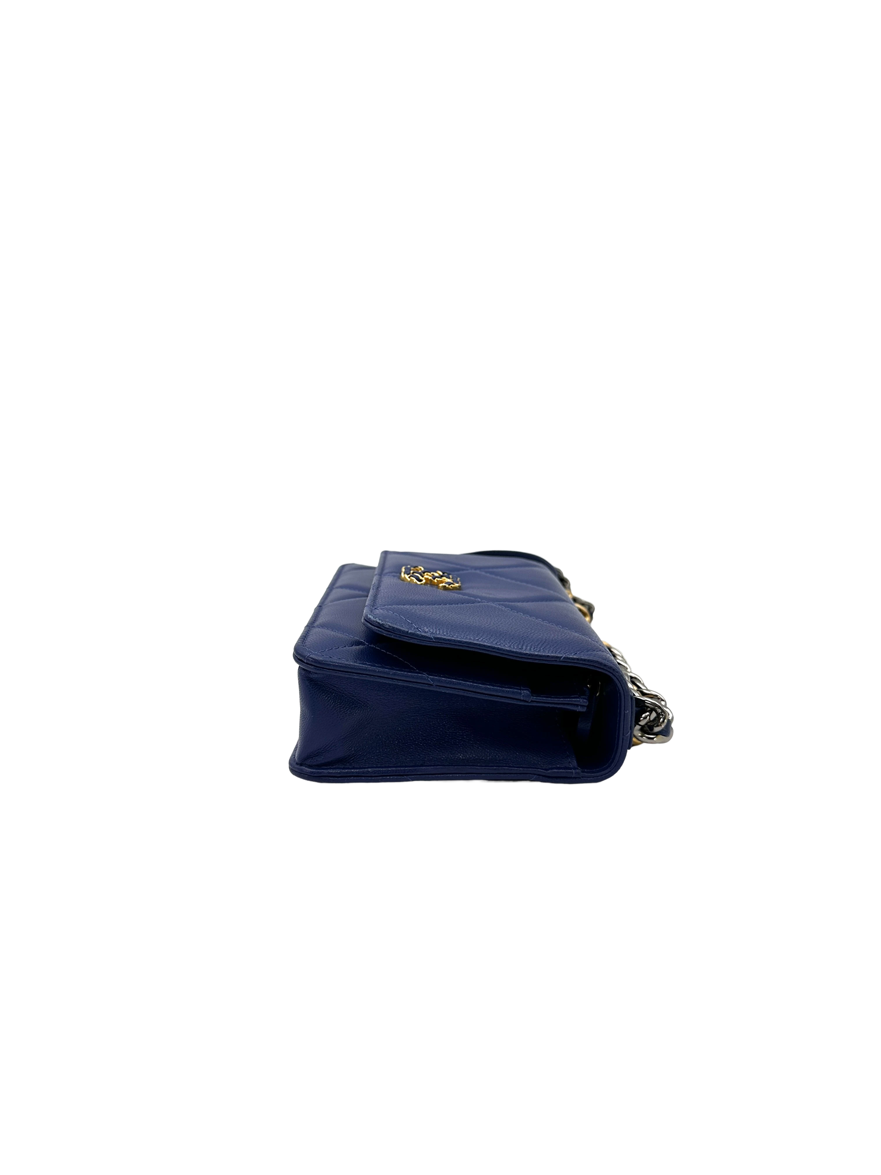 Chanel 19Bag Blue Quilted Leather Wallet On Chain(29***06) CC2364