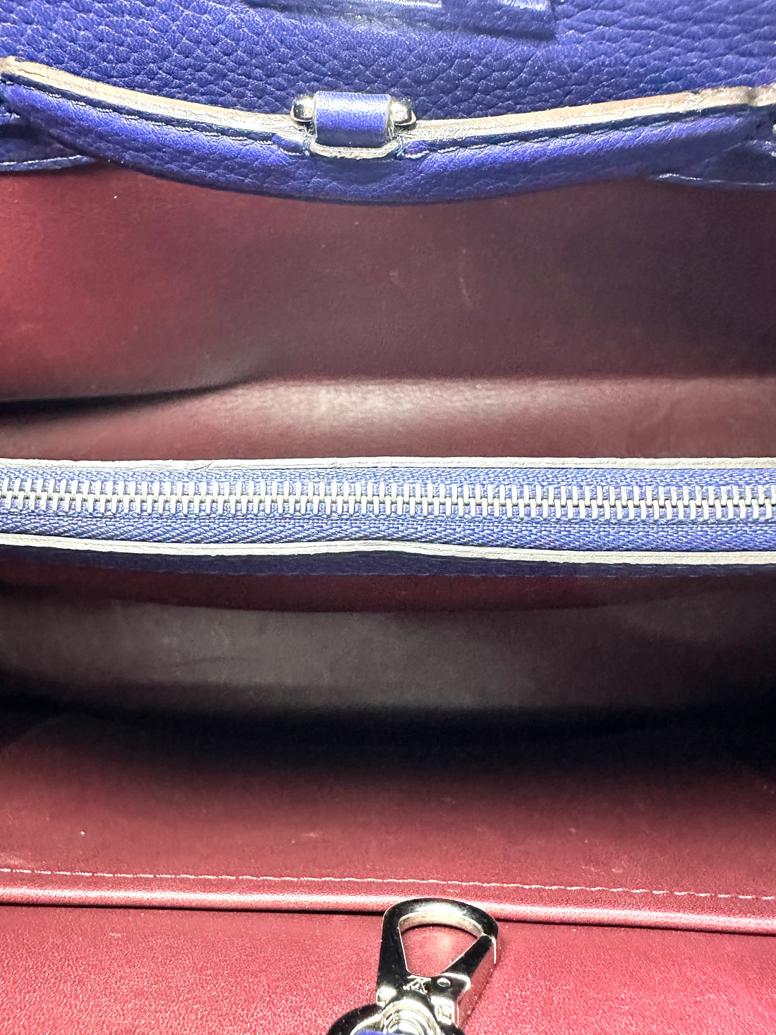 Louis Vuitton Capucines GM Navy Taurillon Leather Handle Bag LV3162