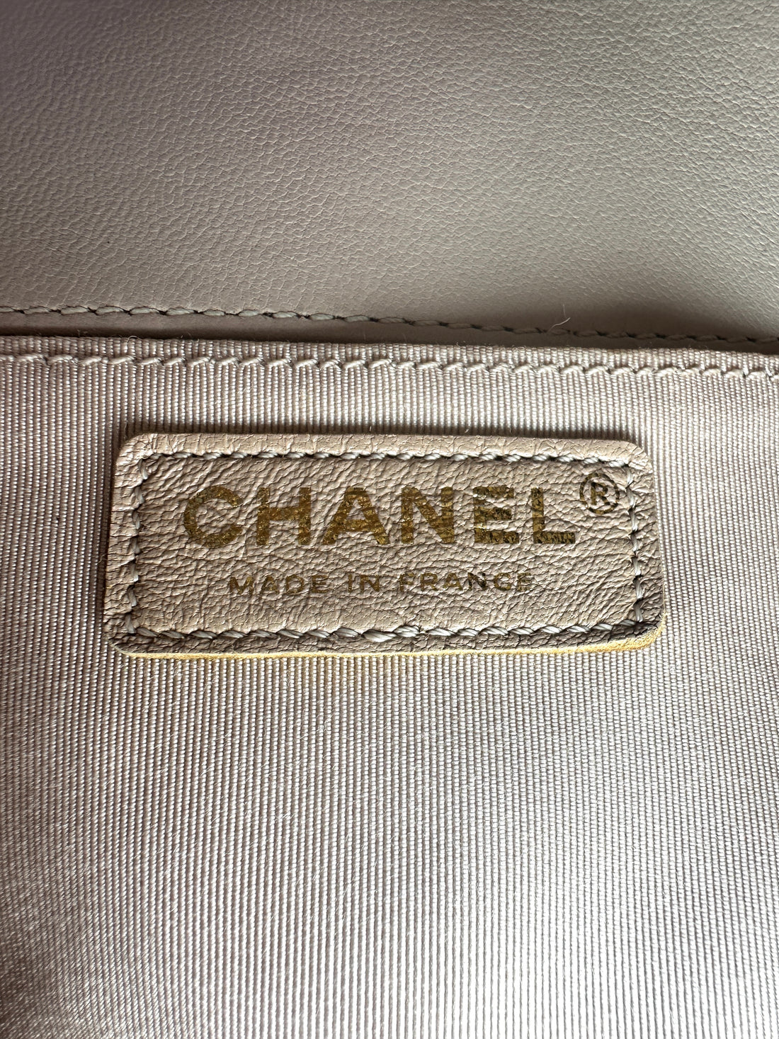 Chanel LeBoy White Quilted Leather Medium Size Flap Bag With Gold Buckle(24***87) CC2367