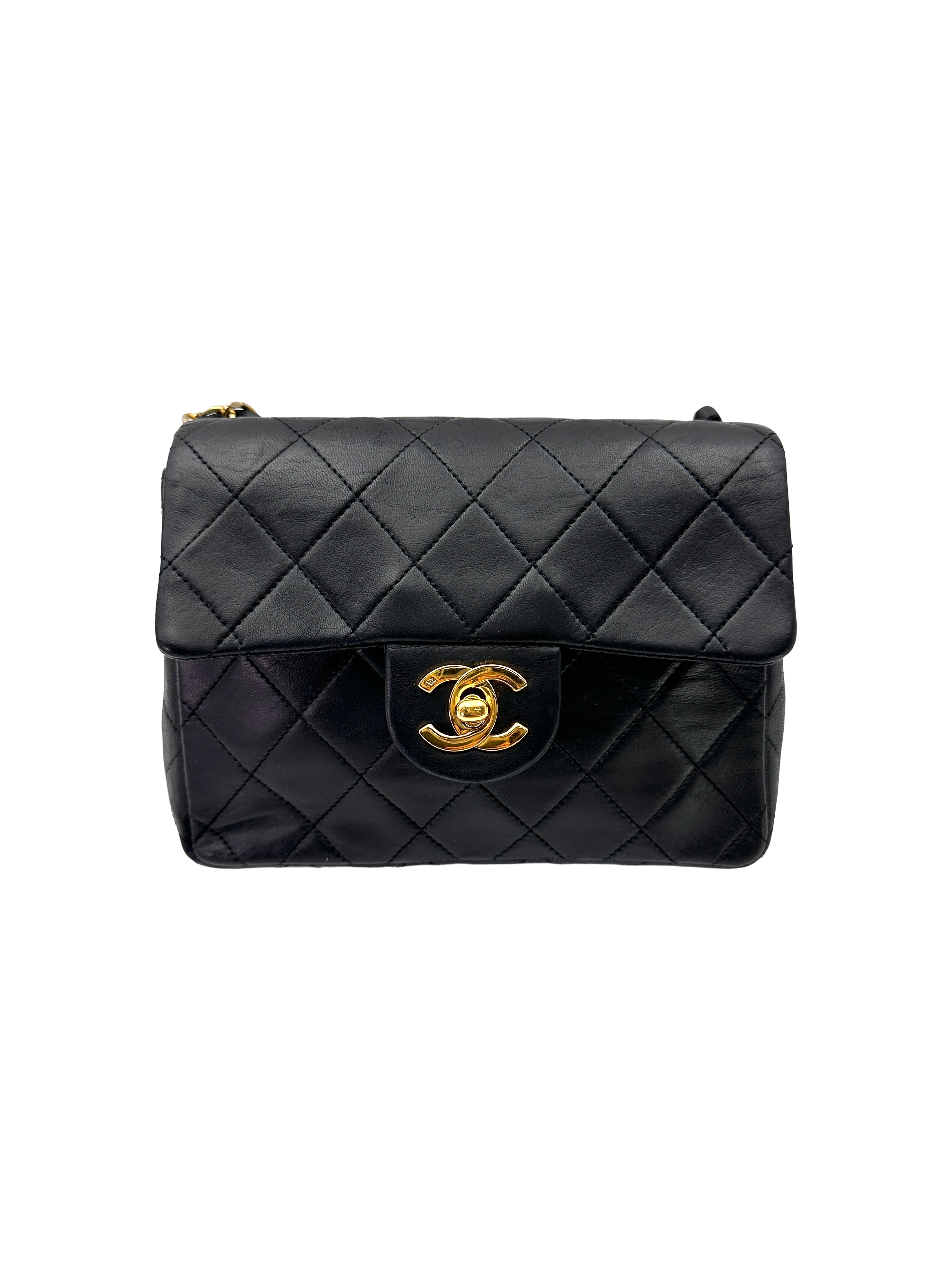 Chanel Vintage Black Matelasse Leather Mini Flap Bag(17***13) CC2368
