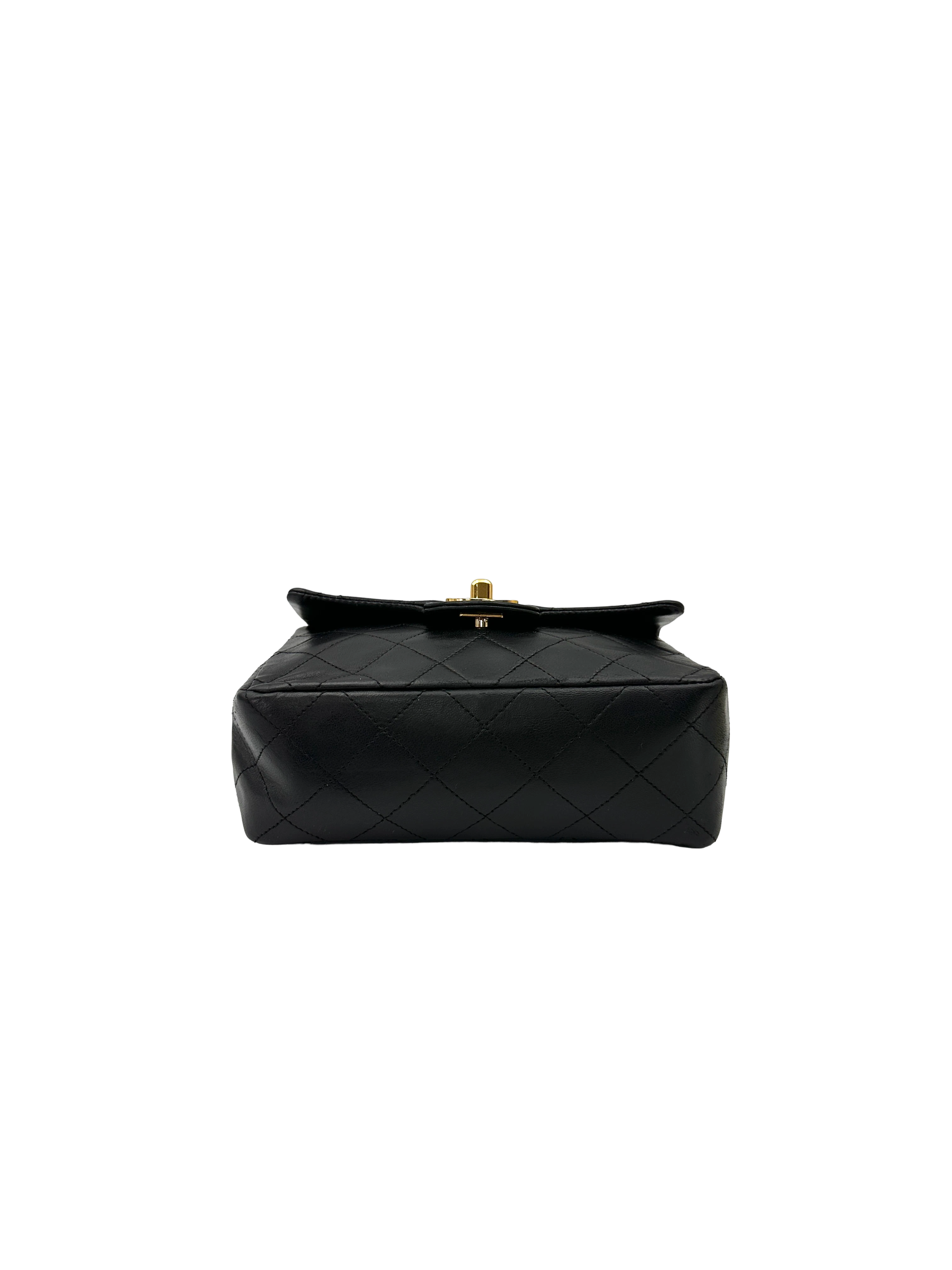 Chanel Vintage Black Matelasse Leather Mini Flap Bag(17***13) CC2368