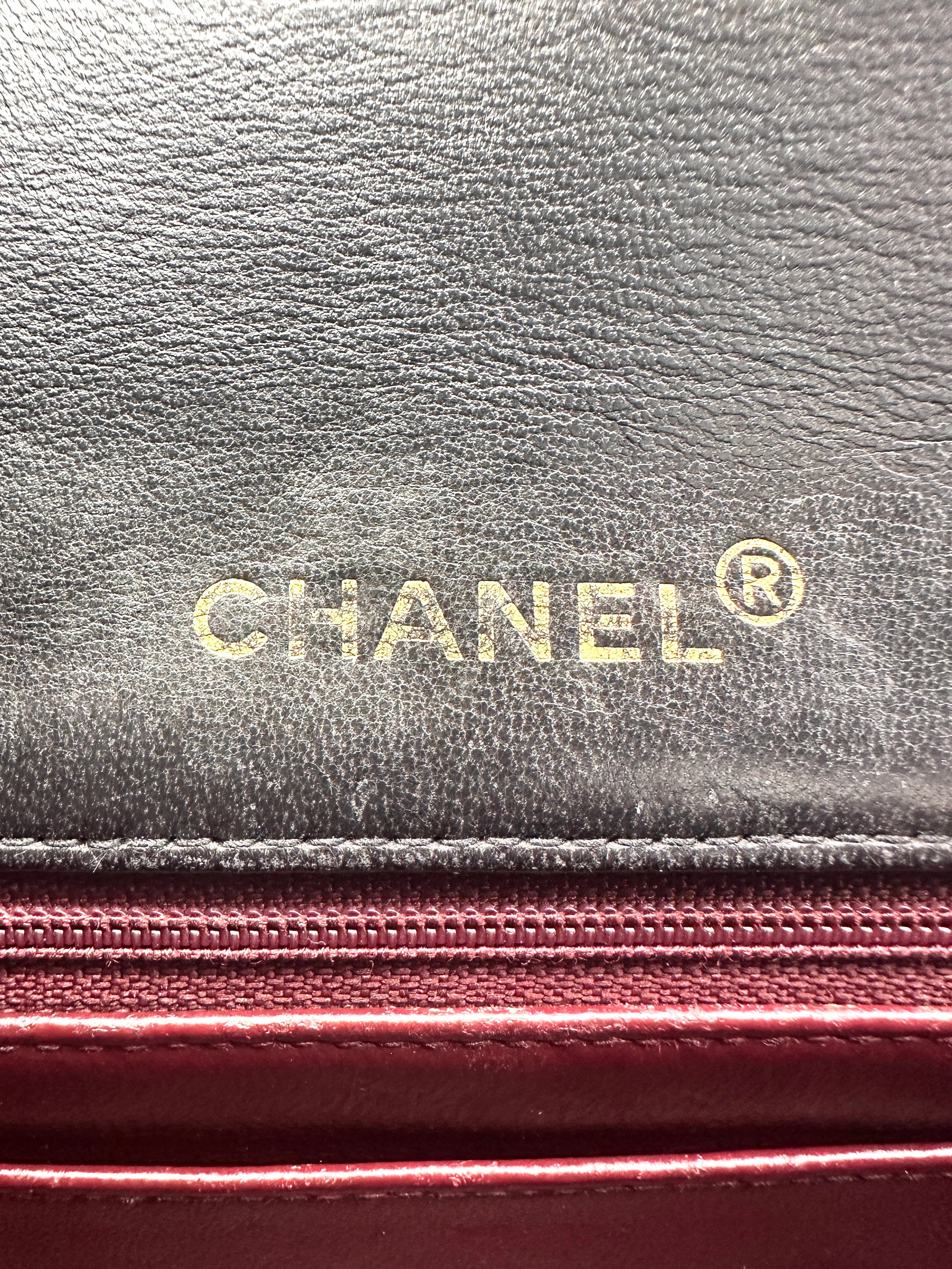 Chanel Vintage Black Matelasse Leather Mini Flap Bag(17***13) CC2368