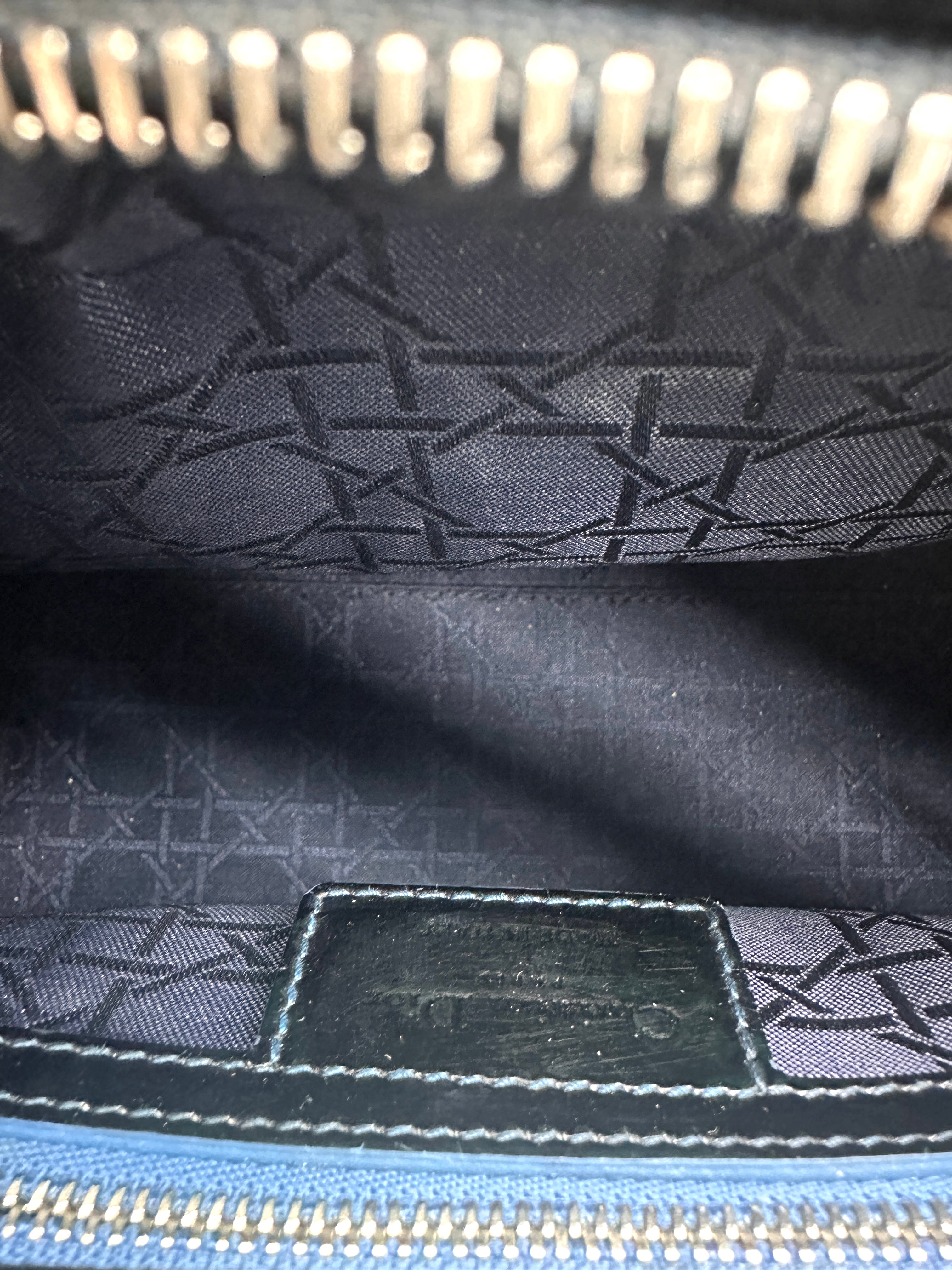 Christian Dior Lady Dior Black Cannage Patent Leather Handle Bag DR849