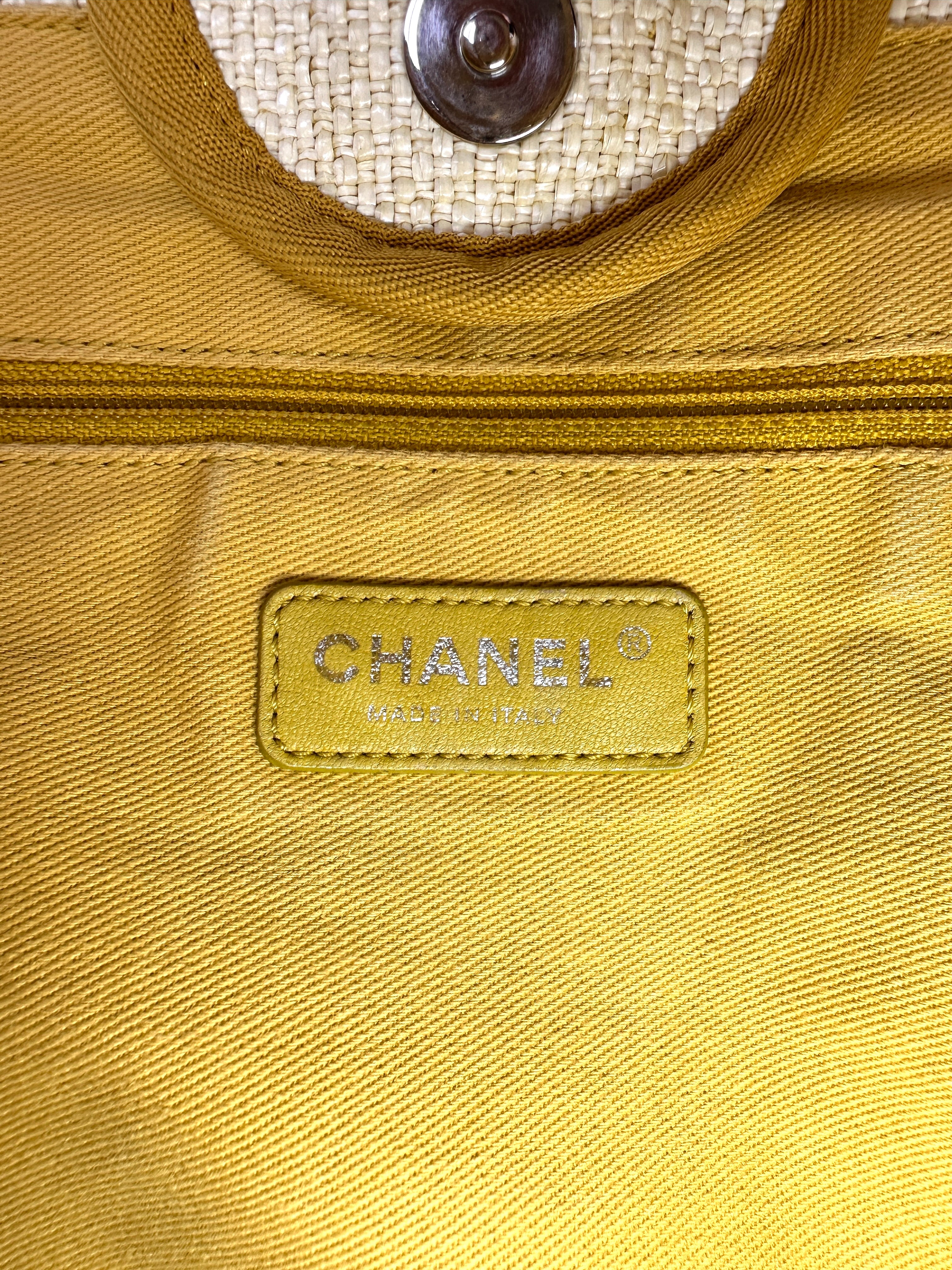 Chanel Deauville White/Yellow Canvas Large Size Tote Handle Bag(22***59) CC2385