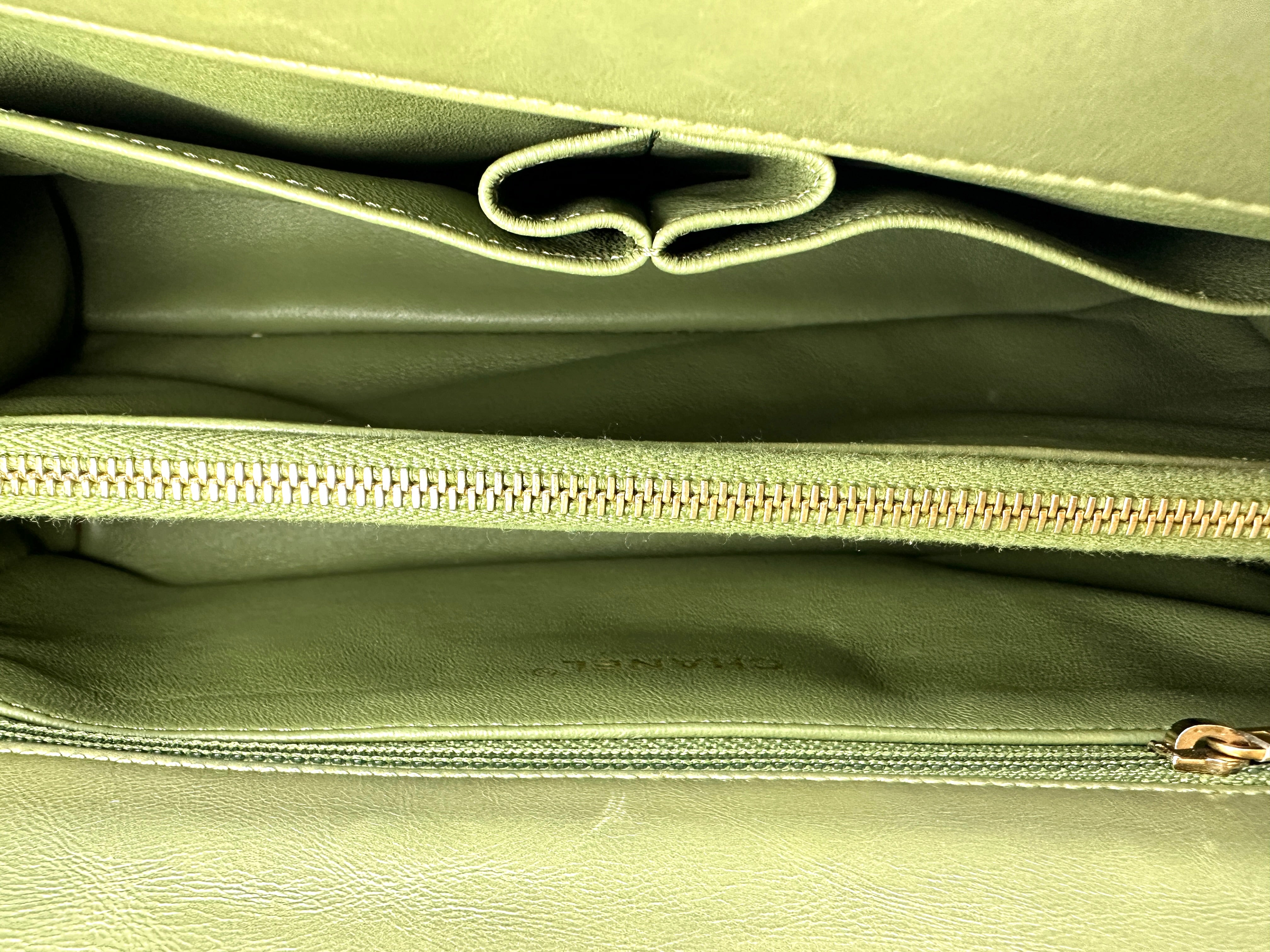 Chanel CoCo Handle Green Chevron Quilted Leather Lizard Handle Medium Size Shoulder Bag(25***43) CC2377