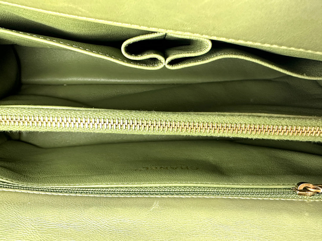 Chanel CoCo Handle Green Chevron Quilted Leather Lizard Handle Medium Size Shoulder Bag(25***43) CC2377