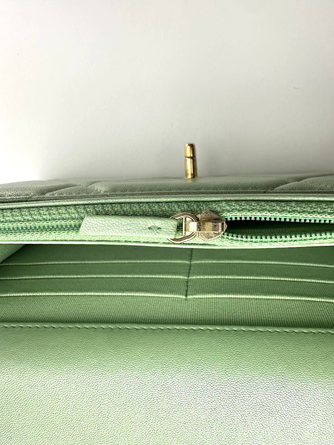 Chanel 23S 19Bag Green Quilted Leather Wallet On Chain(JL***K6) CC2380