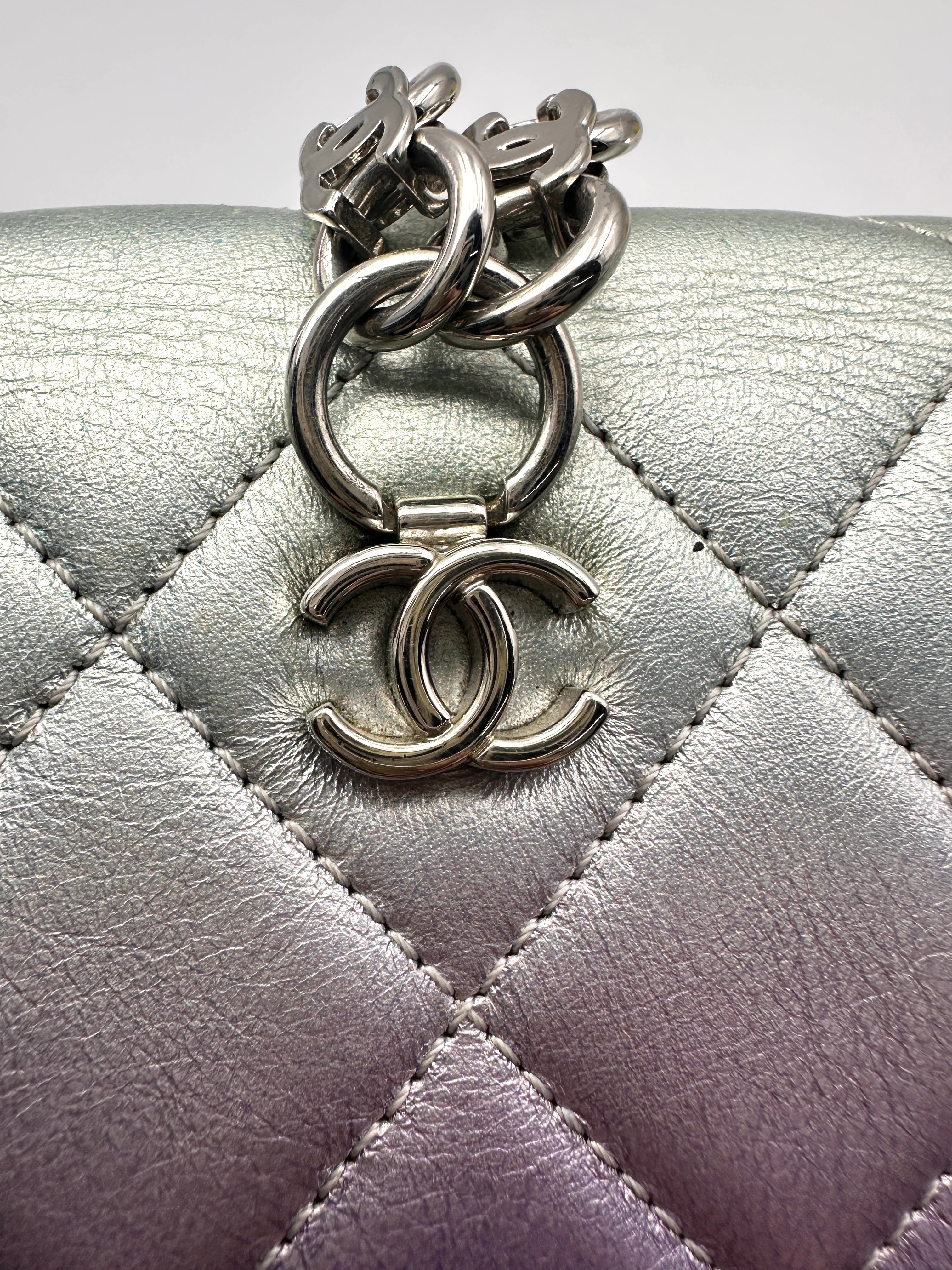 Chanel 21K Iridescent Purple Quilted Leather Mini Flap Bag(JP***P5) CC2382
