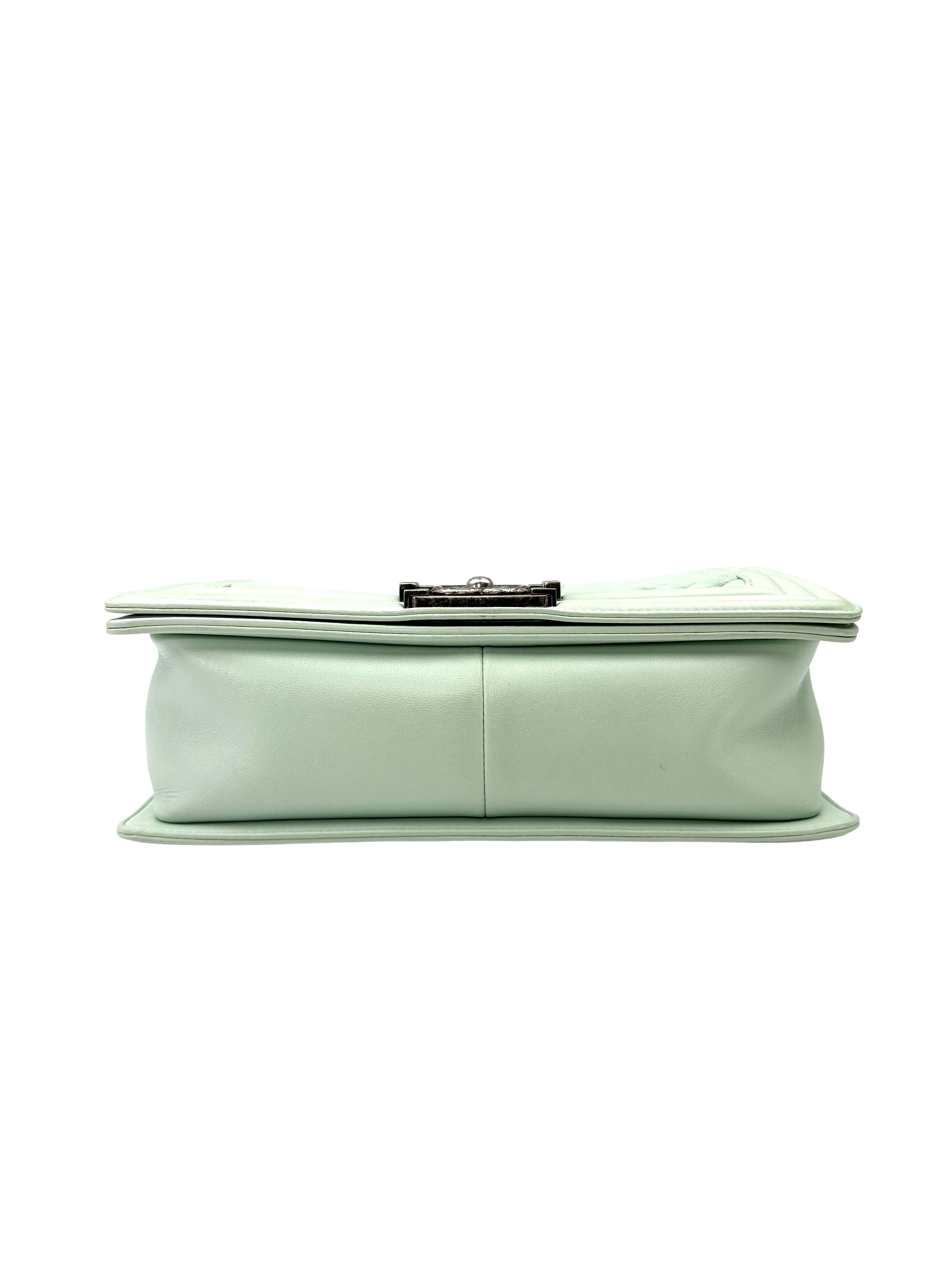 Chanel LeBoy Mint Green Quilted Leather Medium Size Flap Bag With Silver Buckle(20***68) CC2383