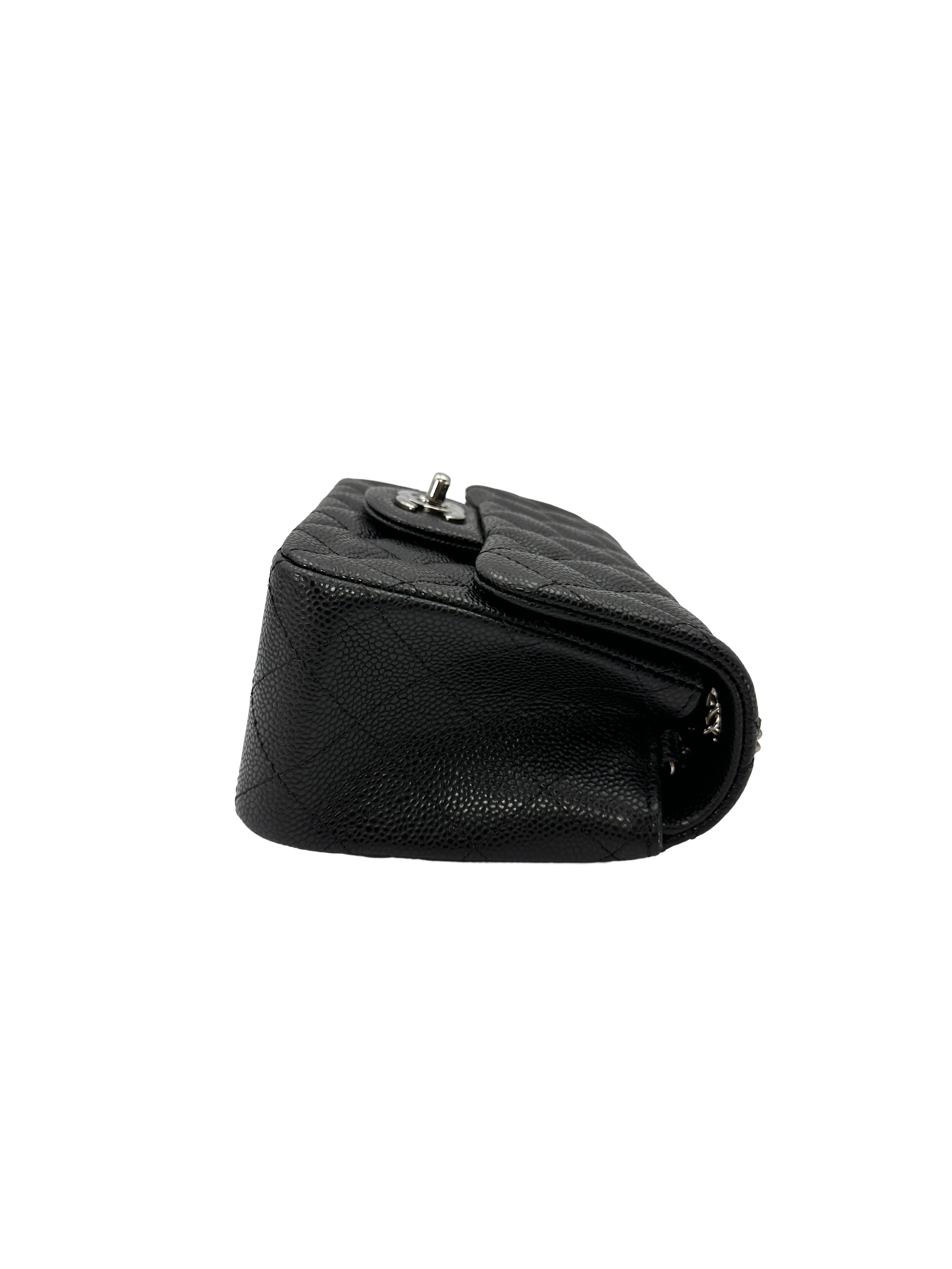 Chanel Classic Flap Black Quilted Leather Mini Flap Bag(14***52) CC2386
