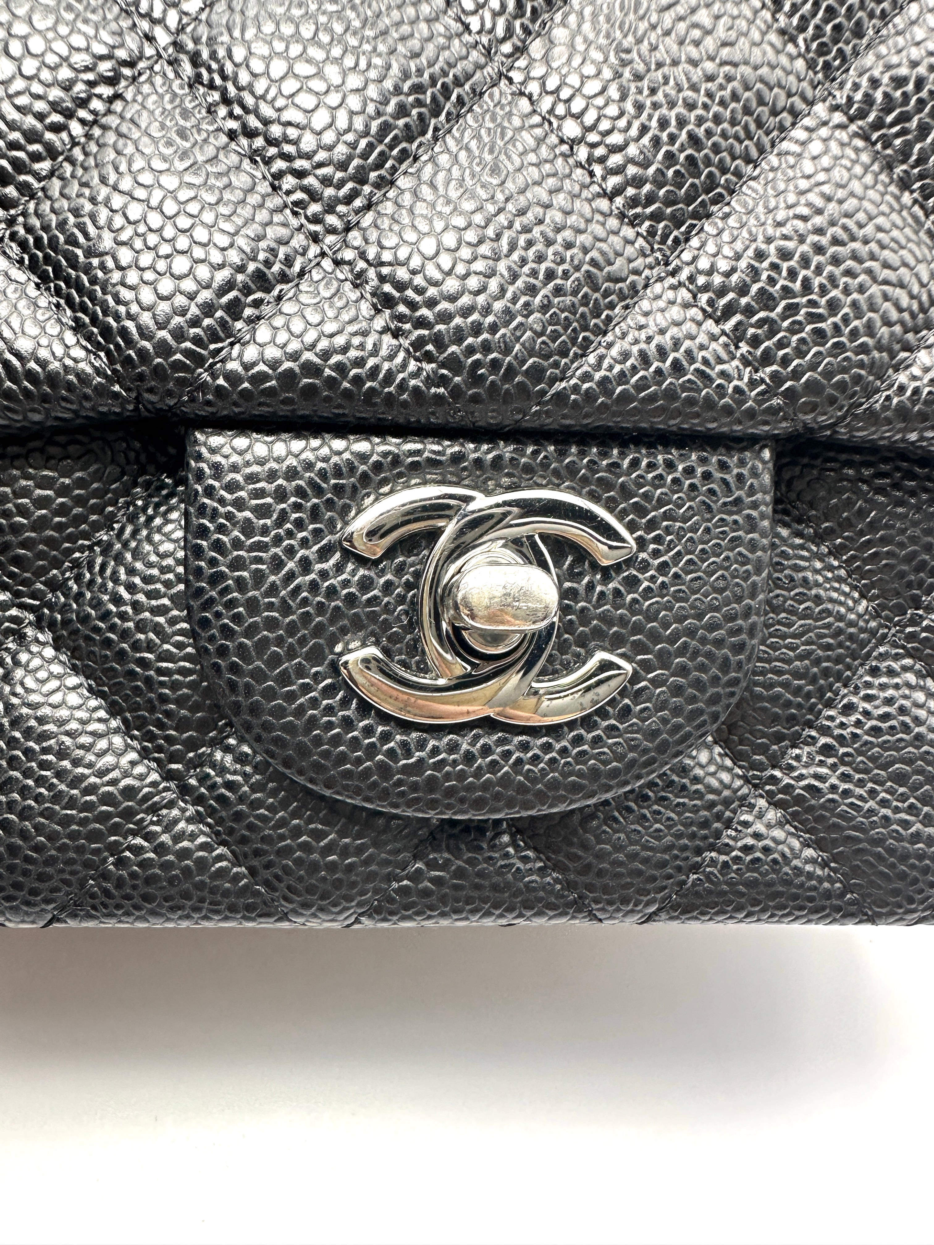 Chanel Classic Flap Black Quilted Leather Mini Flap Bag(14***52) CC2386