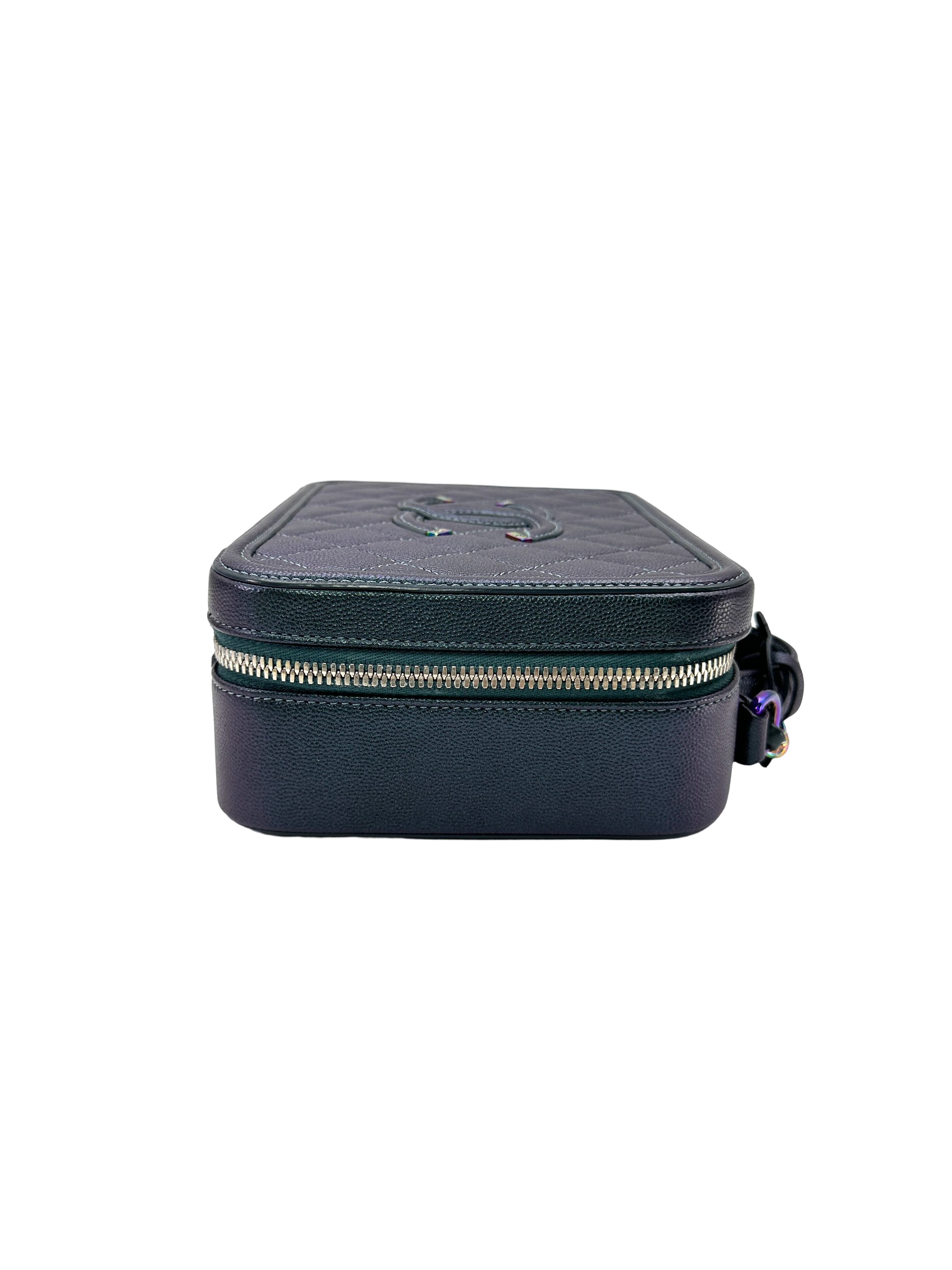 Chanel CC Filigree Black Quilted Leather Top Handle Vanity Case With Iridescent Hardware(26***33) CC2389