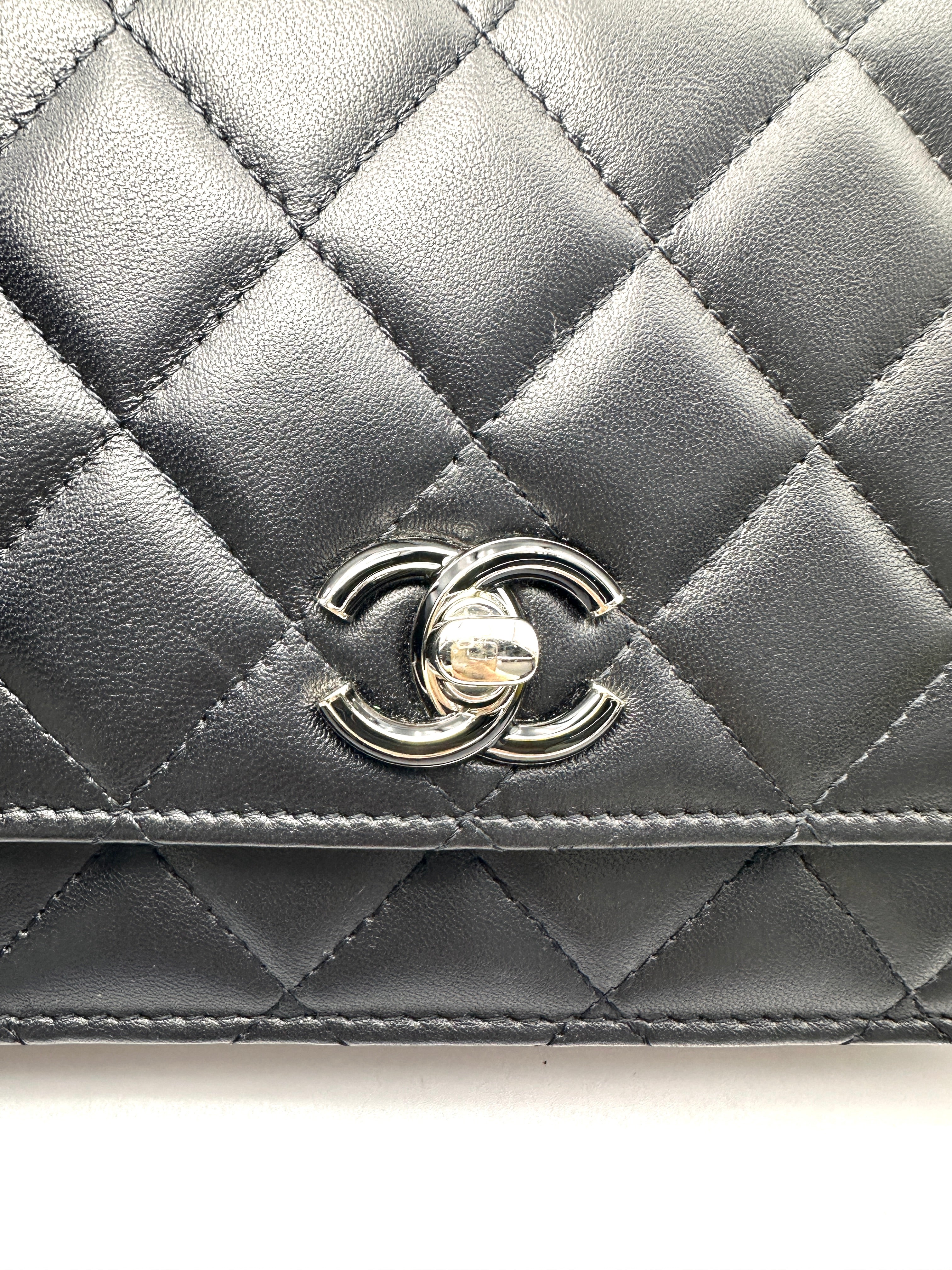 Chanel 24C Black Quilted Lambskin Top Handle Bag(H4***2J) CC2392