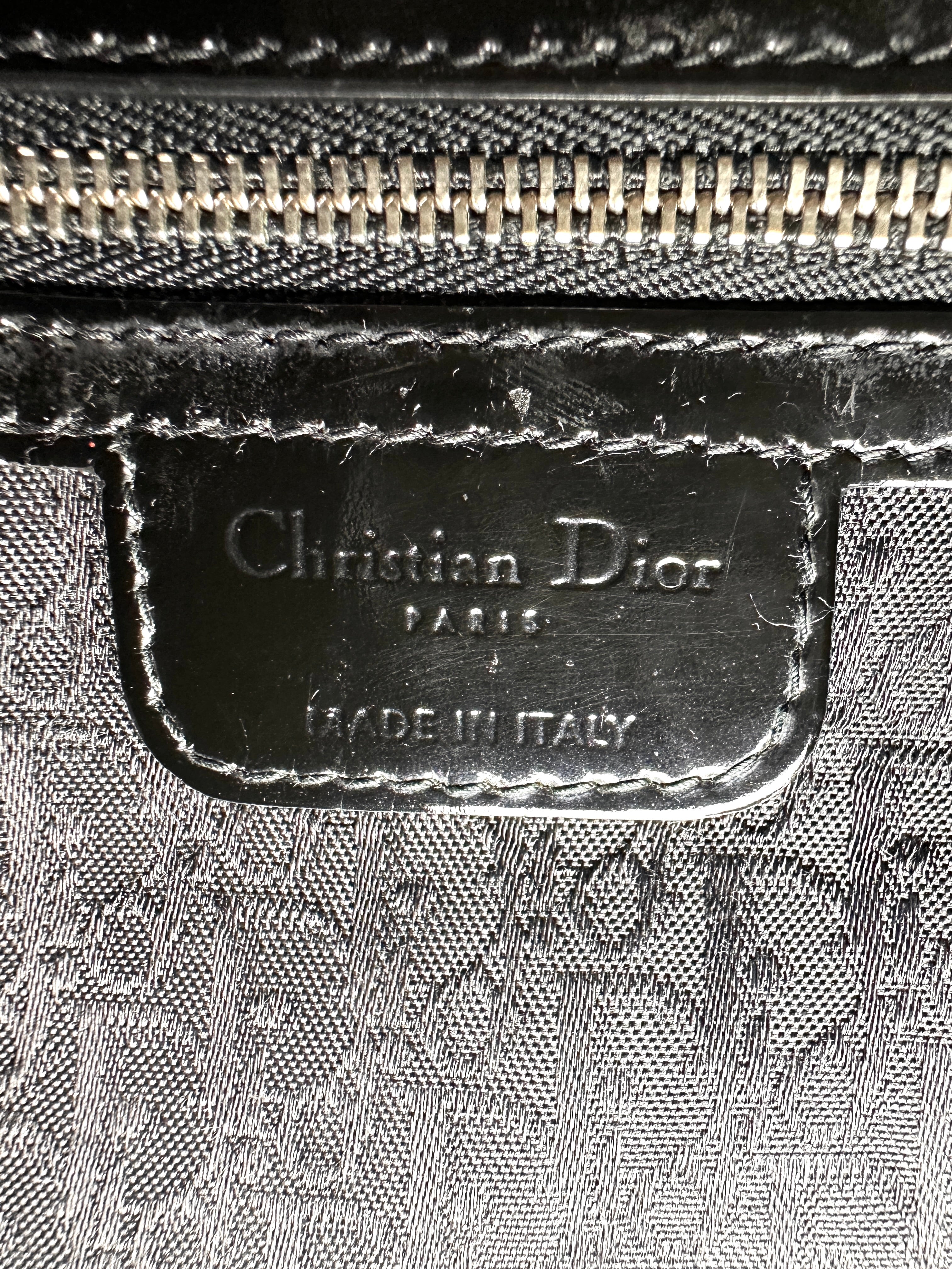 Christian Dior Lady Dior Black Cannage Patent Leather Handle Bag DR862