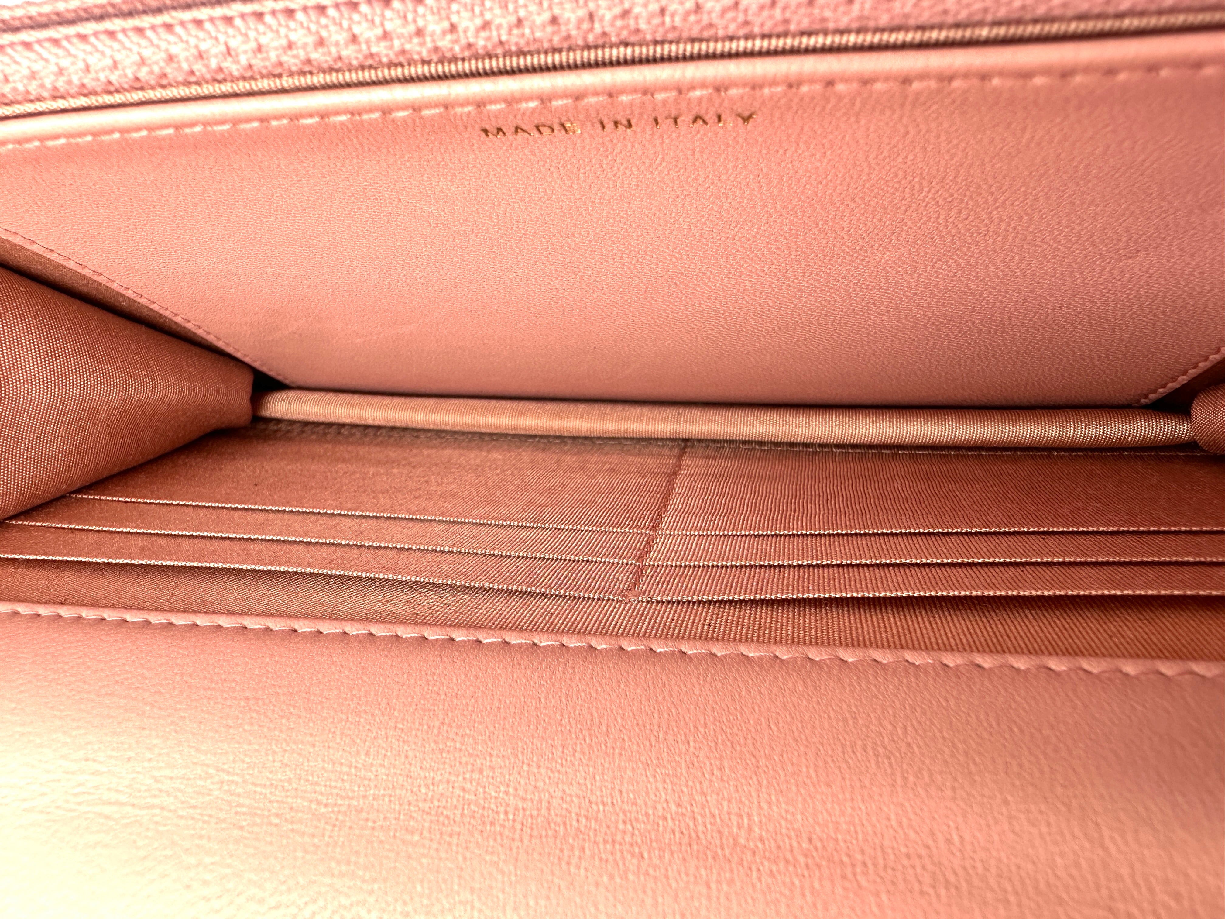 Chanel Trendy CC Pink Chevron Quilted Lambskin Wallet On Chain(25***96) CC2396