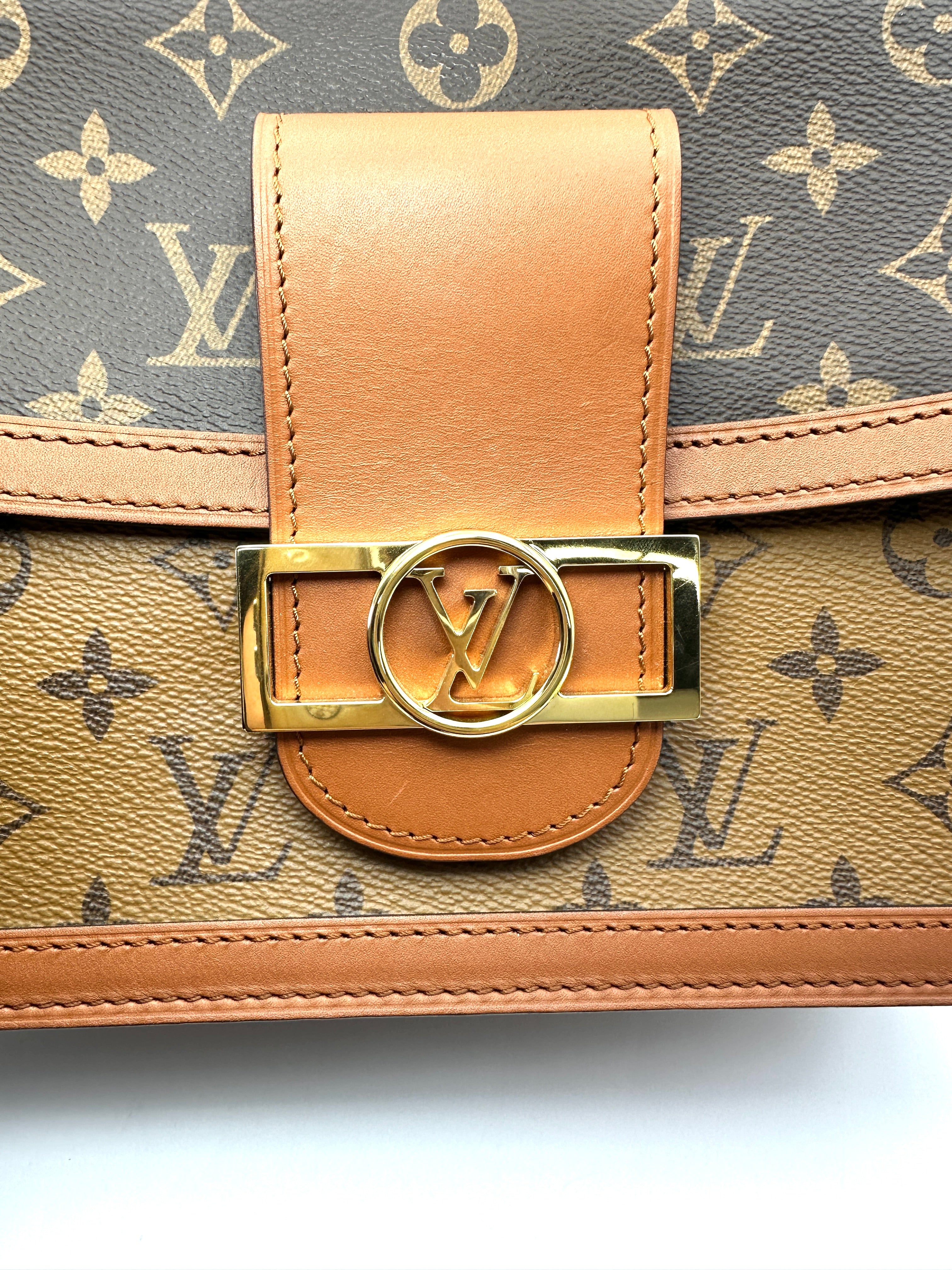 Louis Vuitton Dauphine MM Monogram Canvas Shoulder Bag LV3176