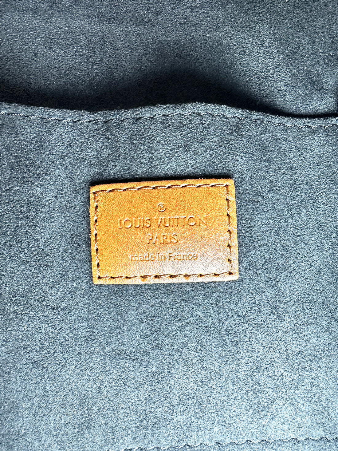 Louis Vuitton Dauphine MM Monogram Canvas Shoulder Bag LV3176