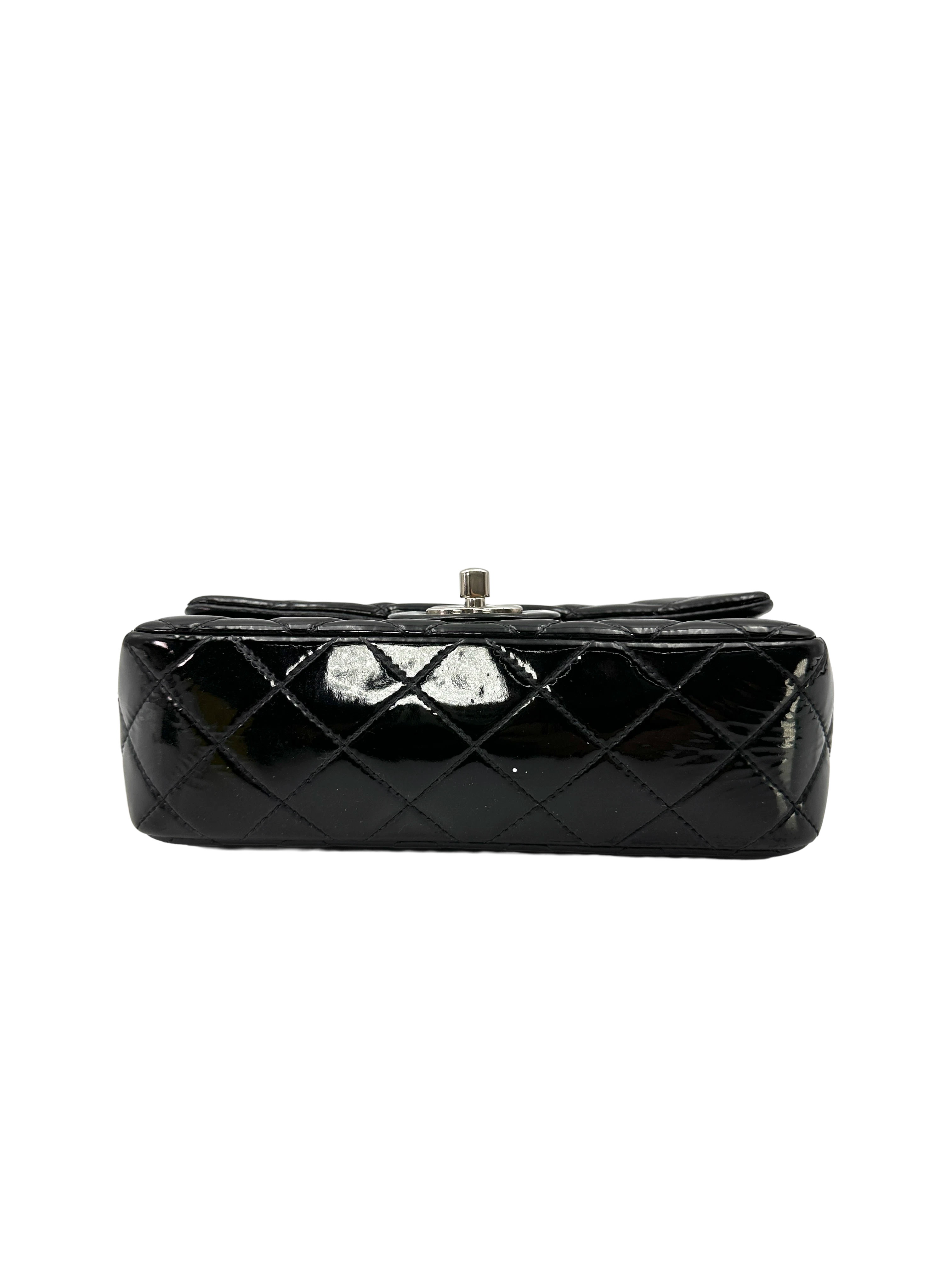Chanel Classic Flap Black Quilted Patent Leather Mini Shoulder Bag(19***87) CC2400