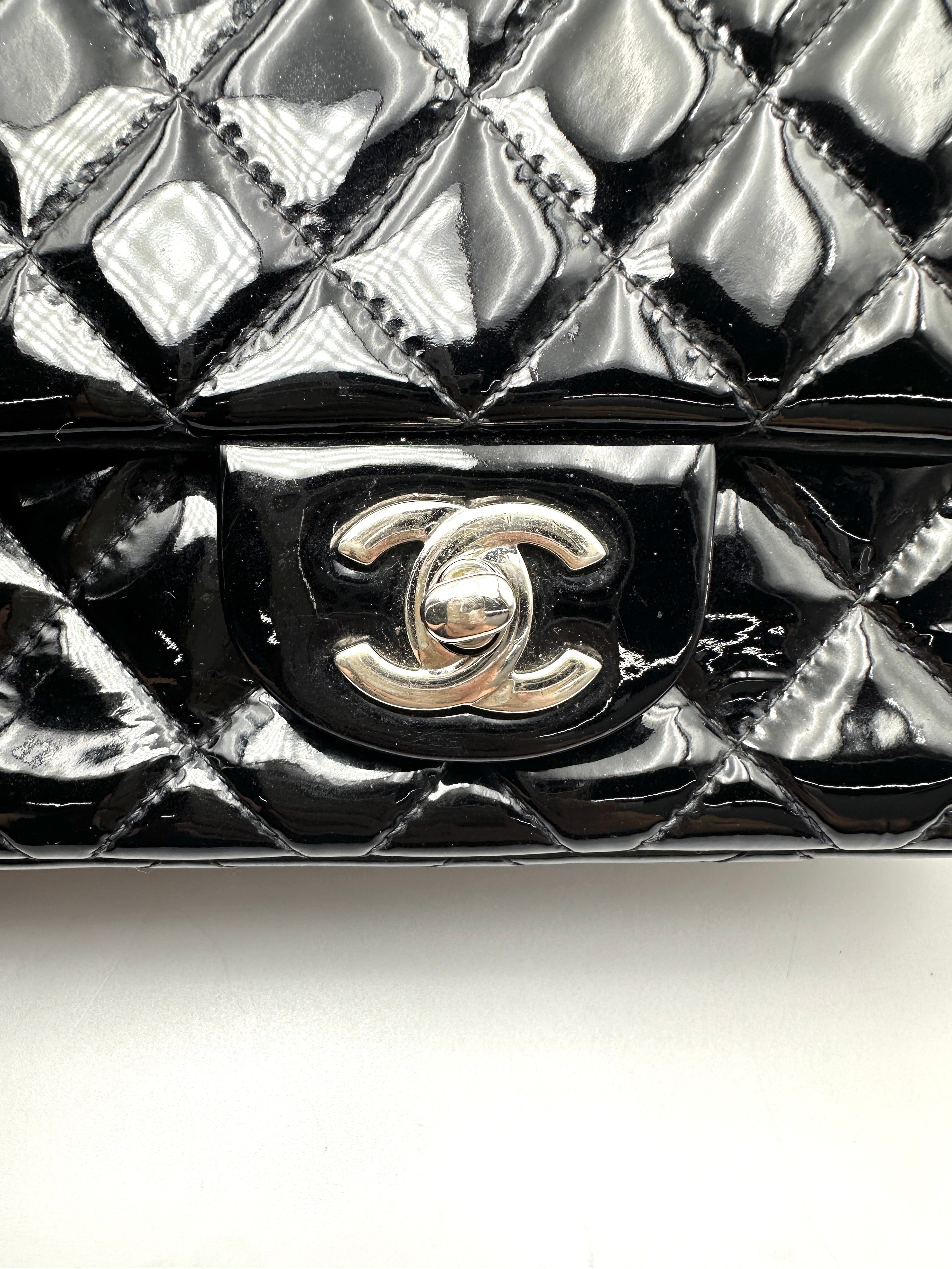 Chanel Classic Flap Black Quilted Patent Leather Mini Shoulder Bag(19***87) CC2400
