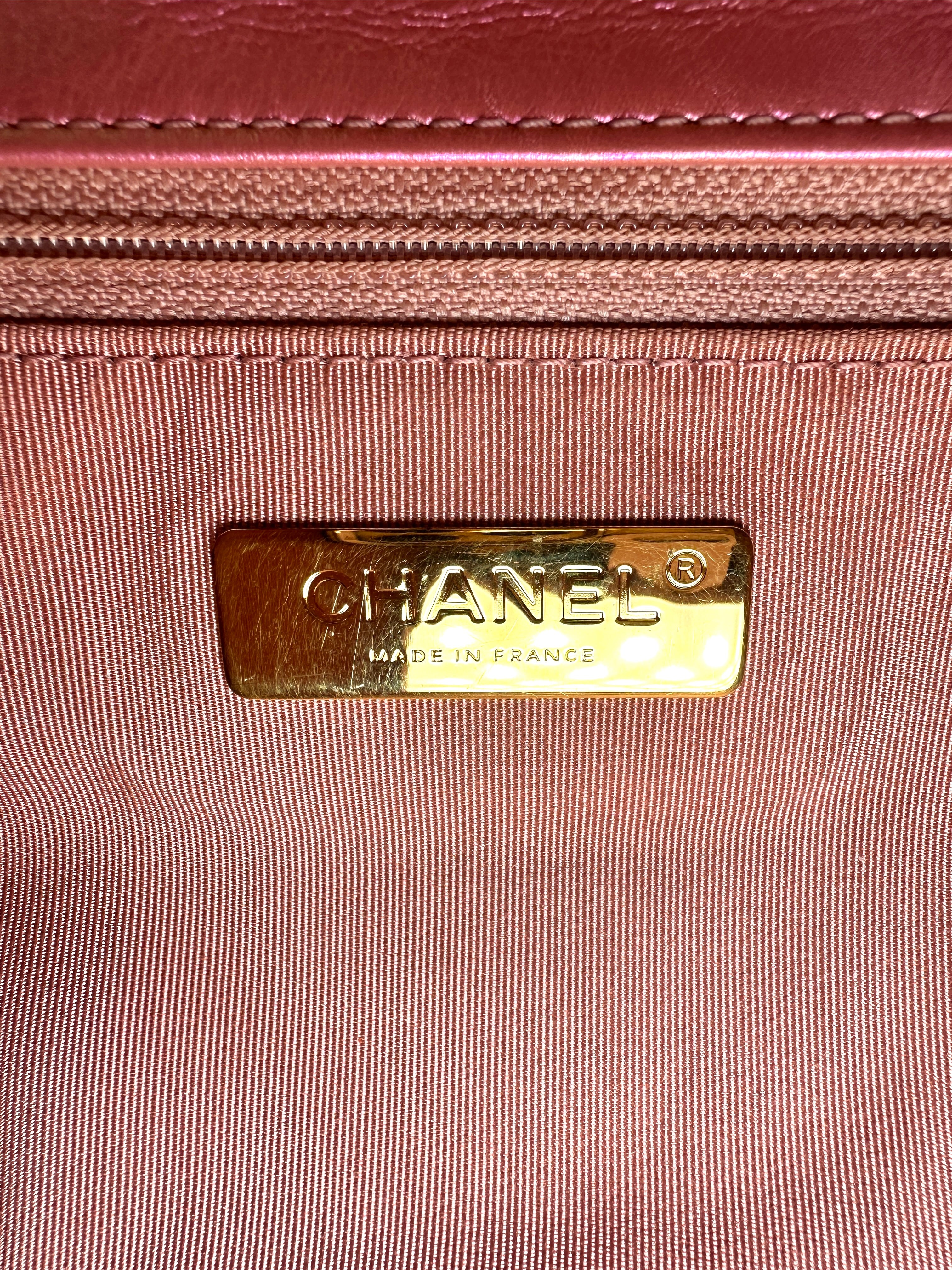 Chanel 19Bag Iridescent Pink Quilted Leather Flap Bag(31***87) CC2394