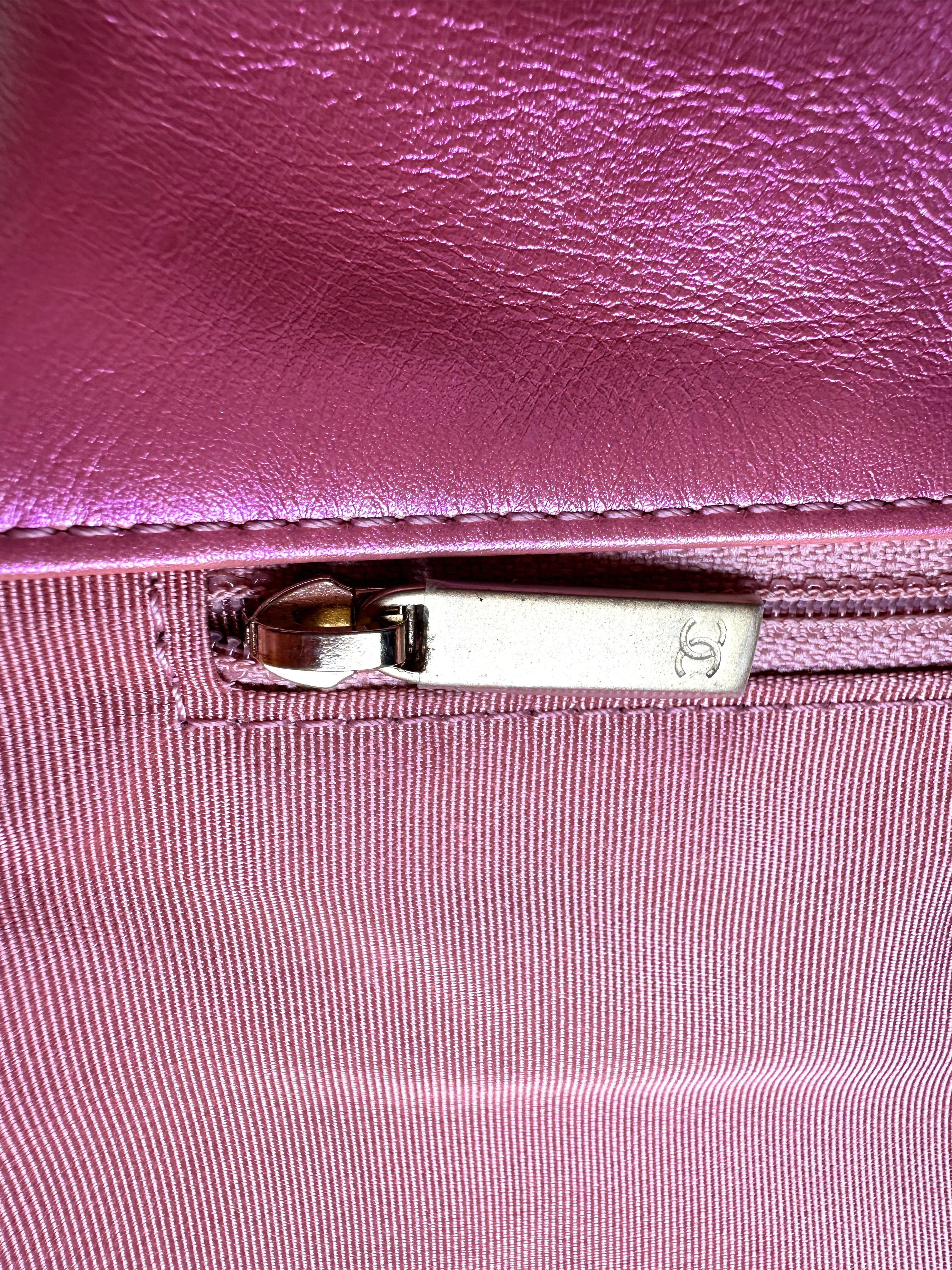 Chanel 19Bag Iridescent Pink Quilted Leather Flap Bag(31***87) CC2394