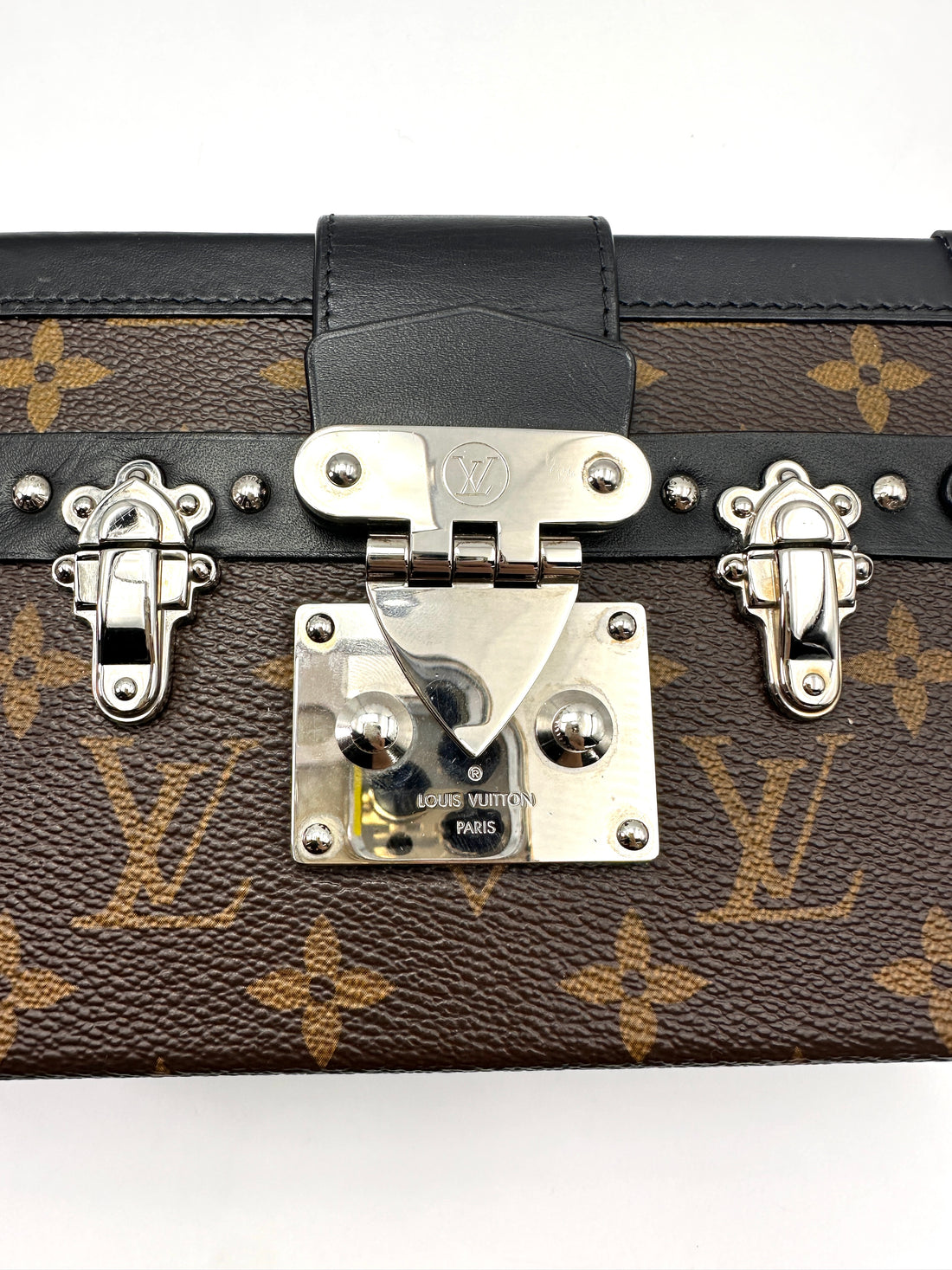Louis Vuitton Petite Malle Monogram Canvas Shoulder Bag LV3179
