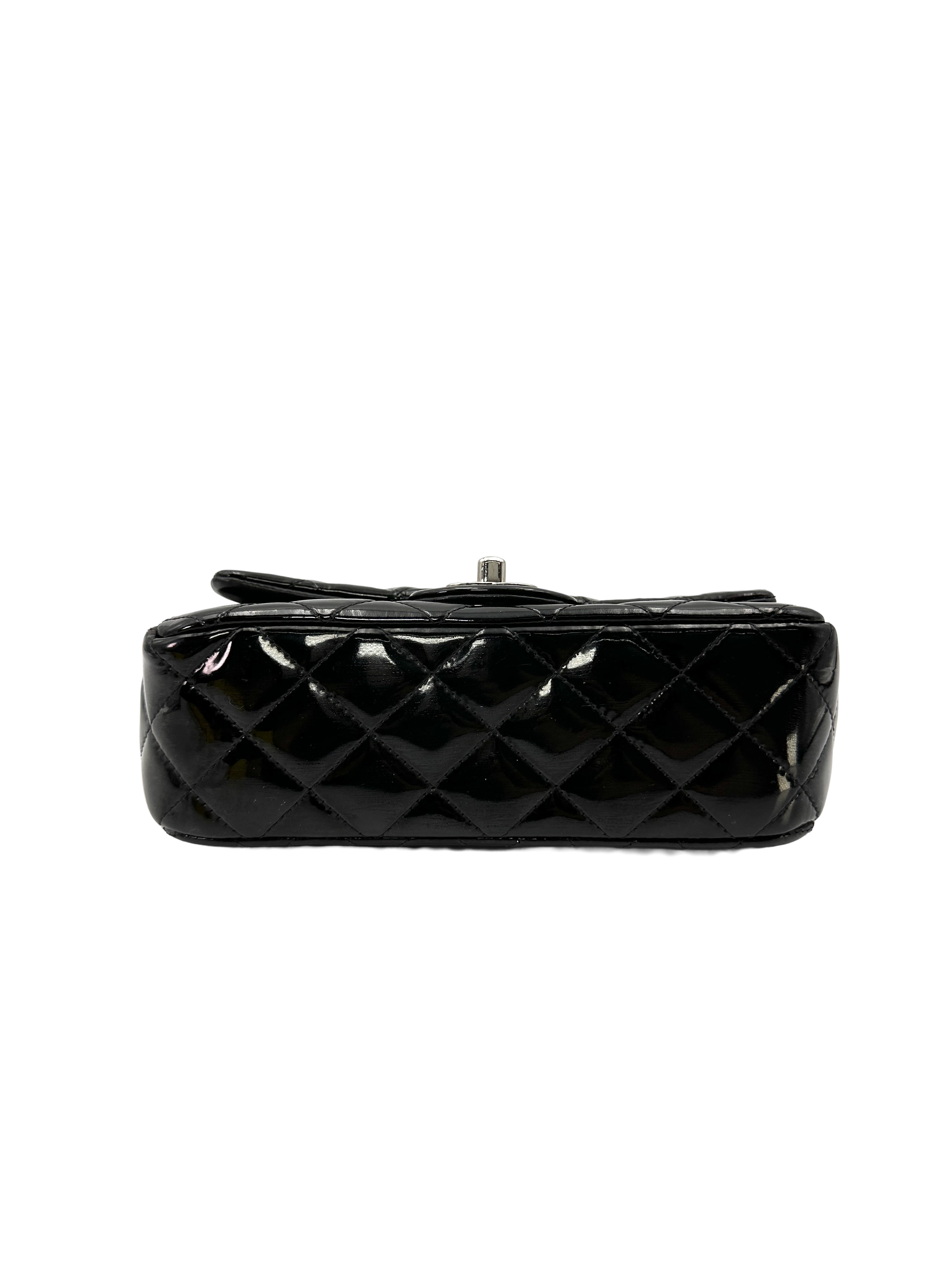 Chanel Classic Flap Black Quilted Patent Leather Mini Shoulder Bag(20***69) CC2402