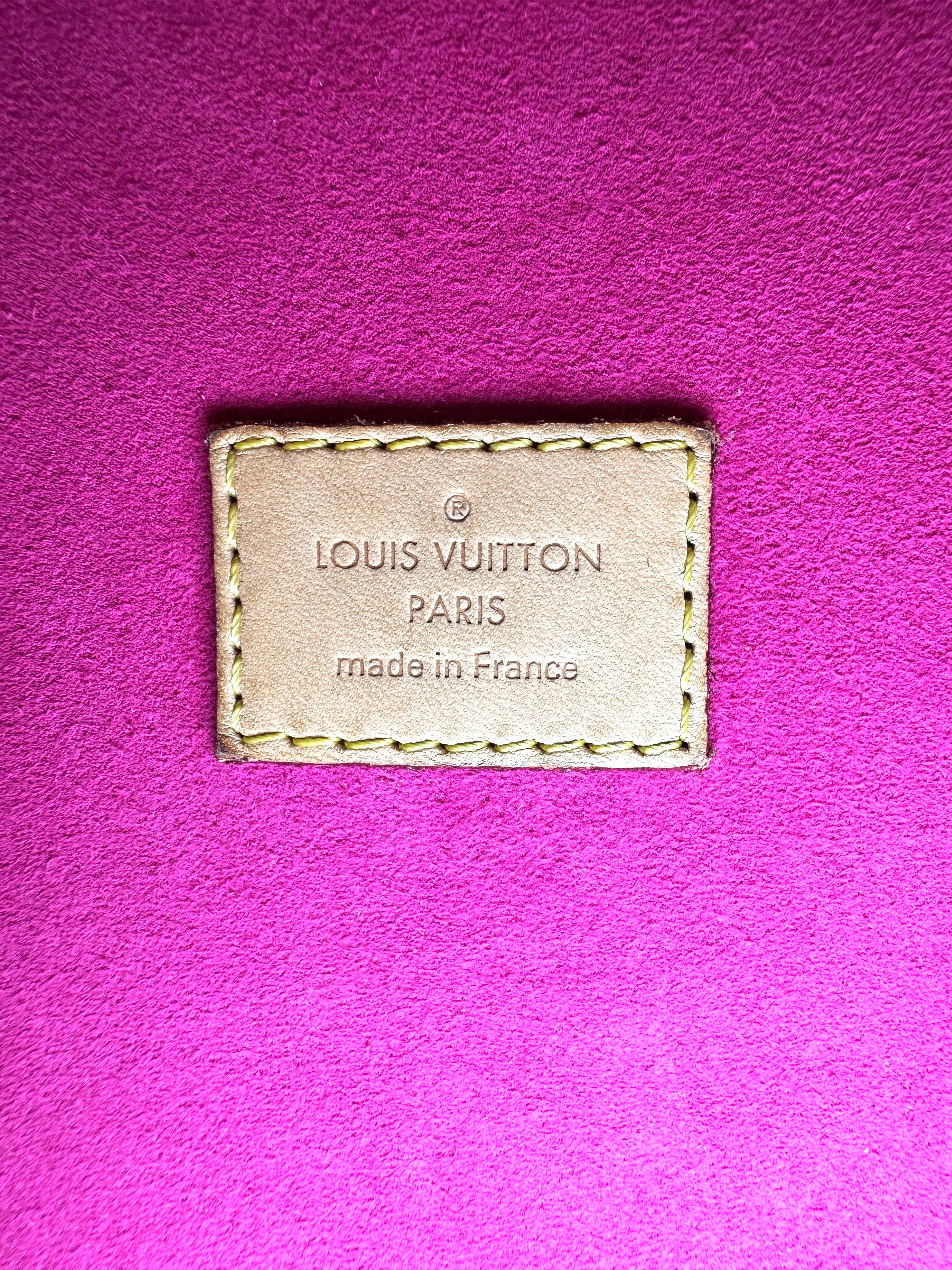 Louis Vuitton Love Lock Monogram Canvas Pochette Metis LV3180
