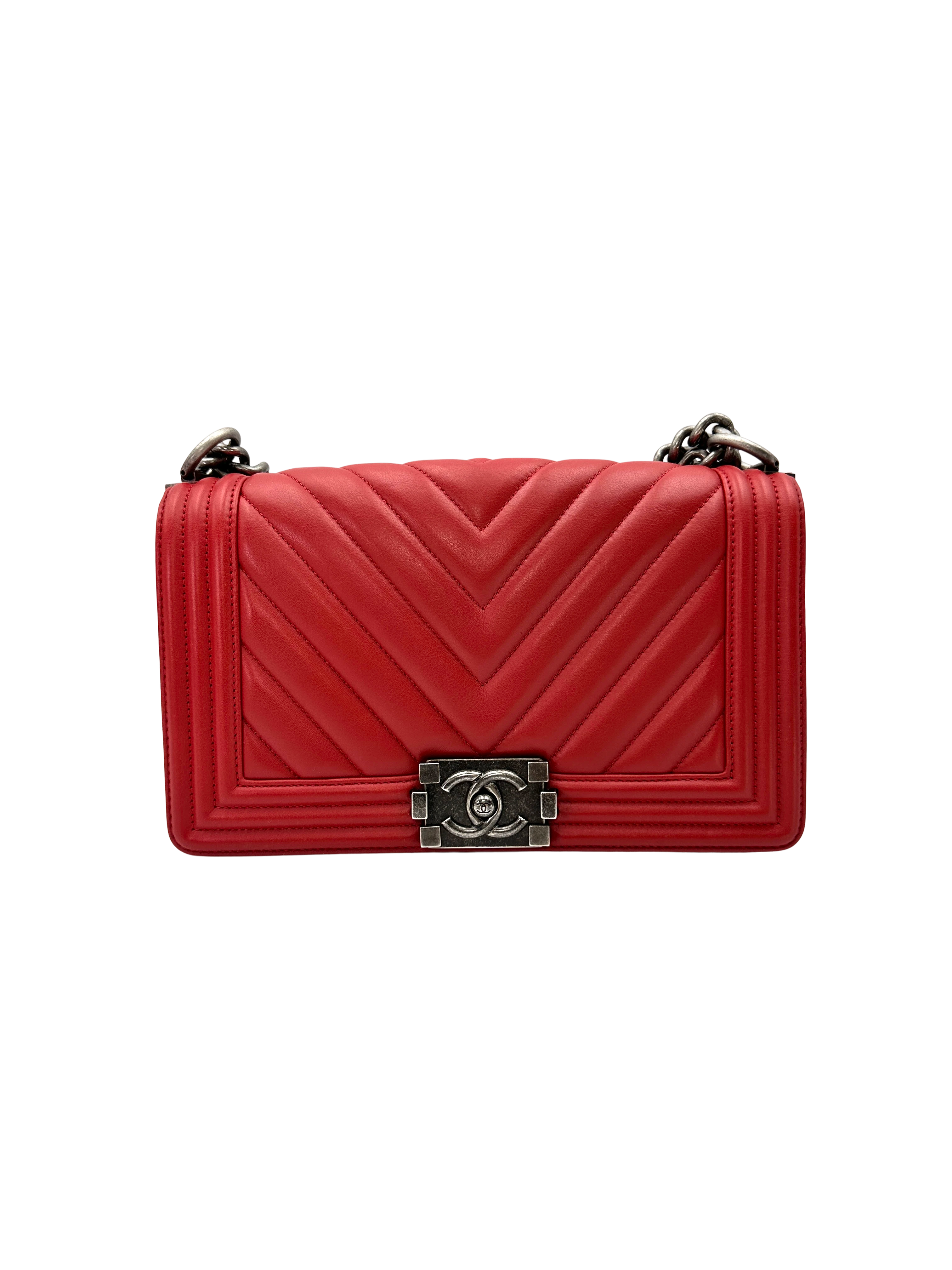 Chanel LeBoy Red Chevron Quilted Leather Medium Size Flap Bag With Silver Buckle(25***28) CC2399